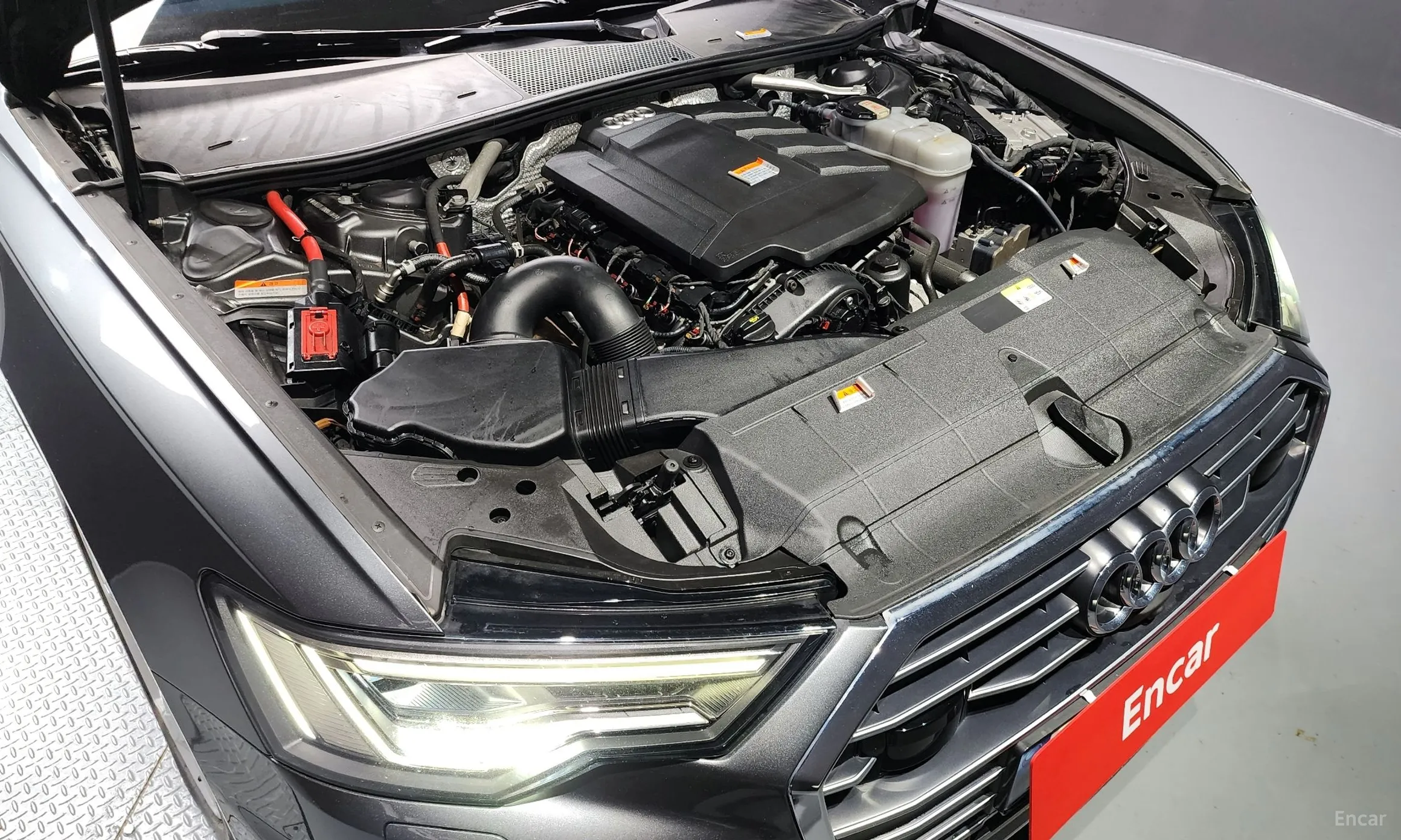 Audi A6 (C8) превью 6