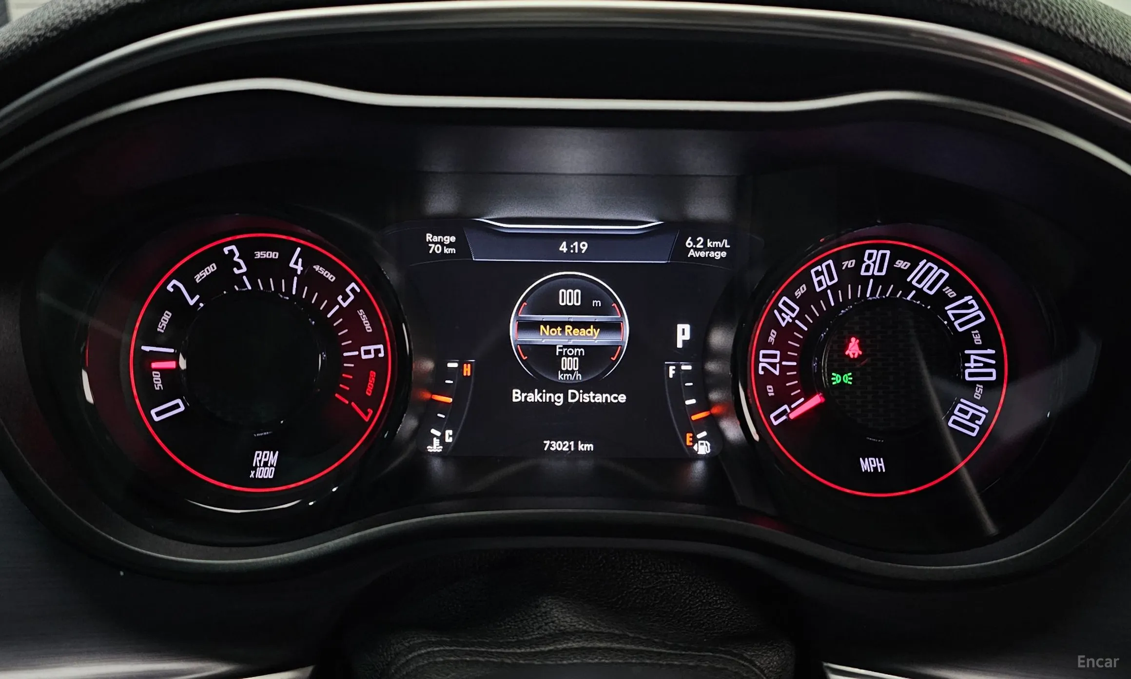 Dodge Challenger превью 8