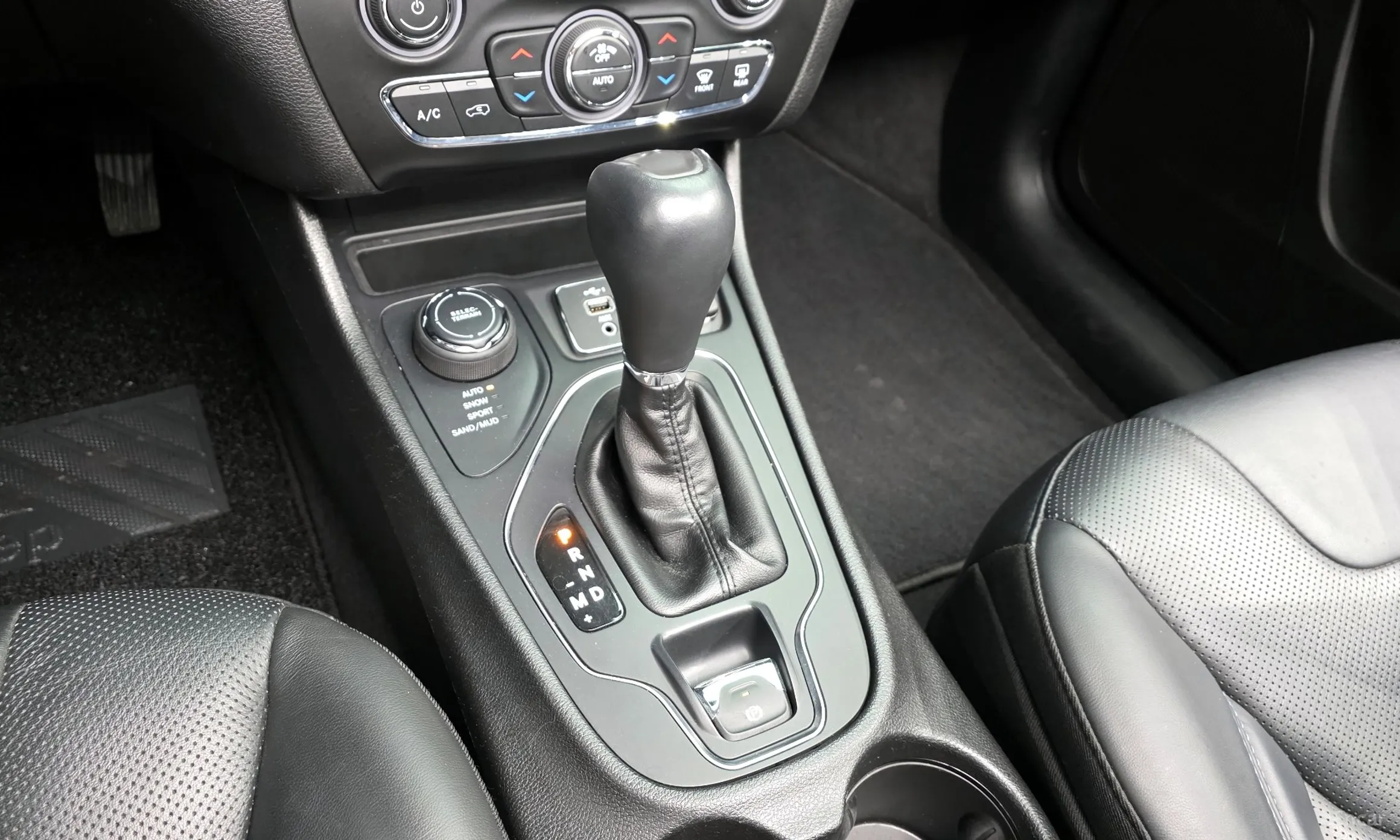 Jeep Cherokee (KL) превью 9