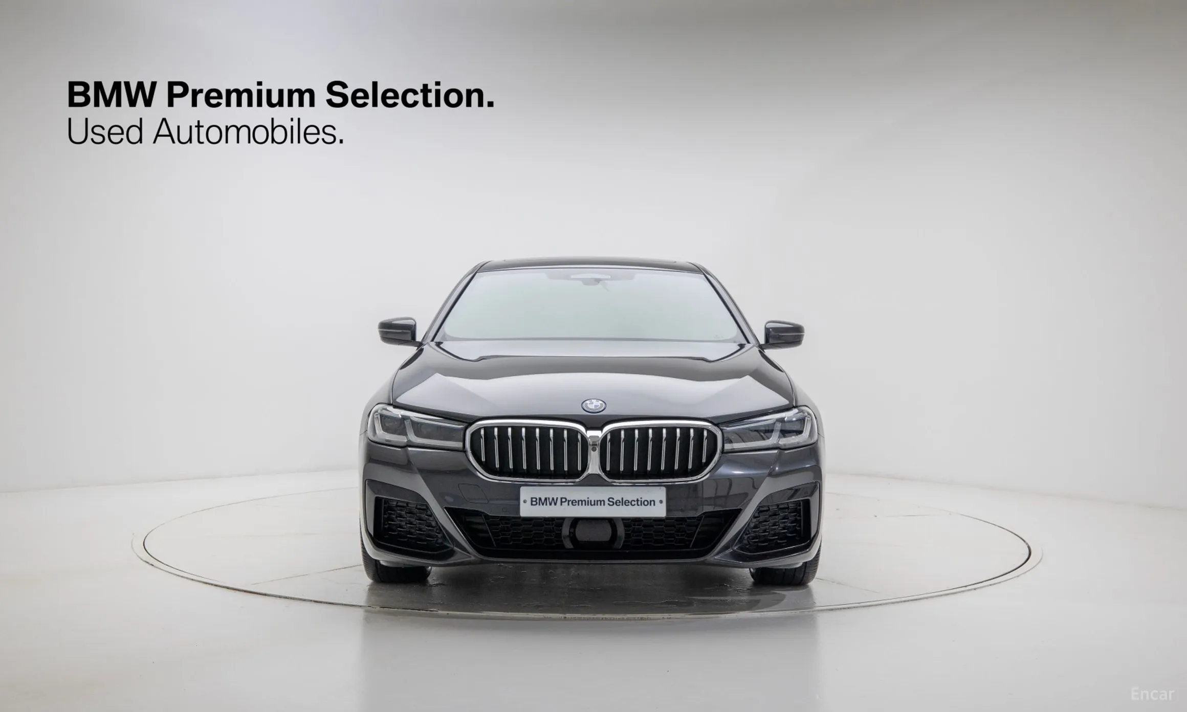 BMW 5 Series (G30) превью 3