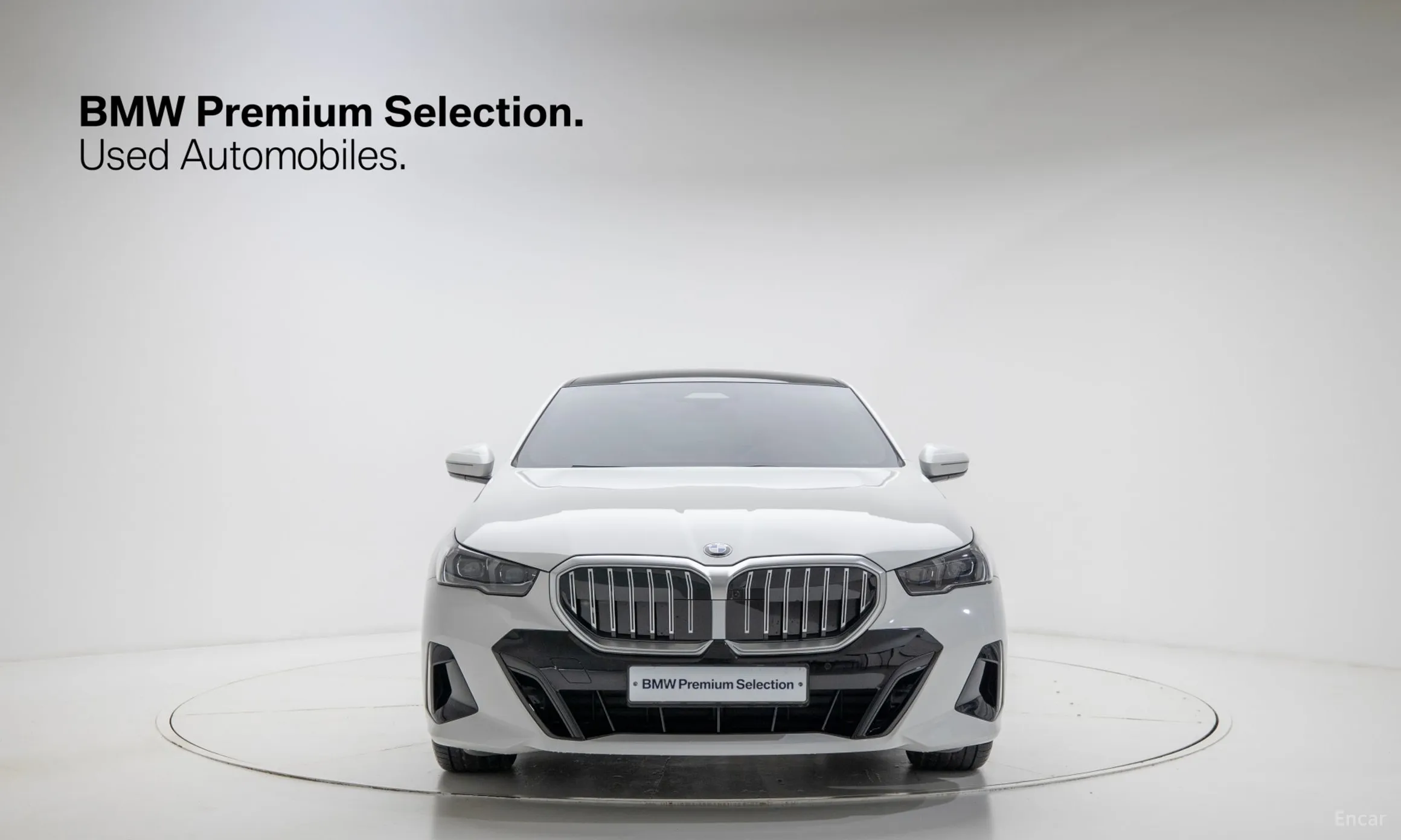 BMW 5 Series (G60) превью 3