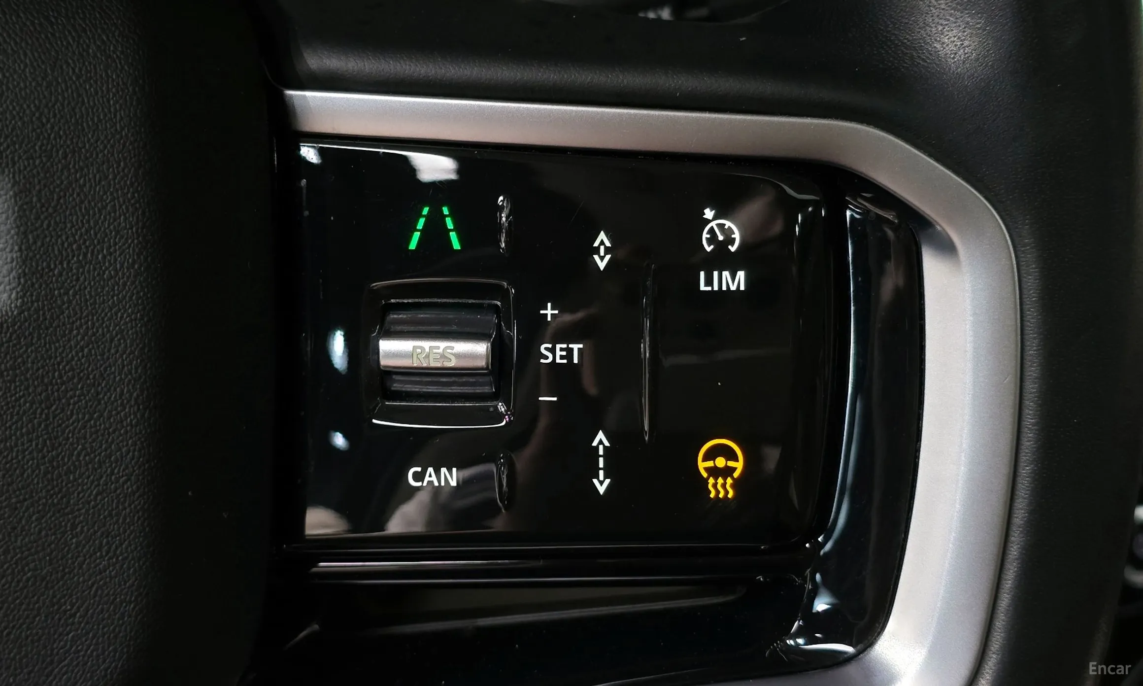 Land Rover Discovery Sports превью 14