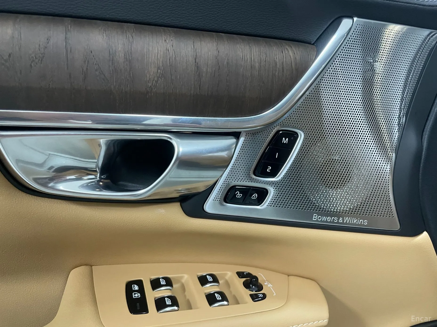 Volvo S90 превью 13