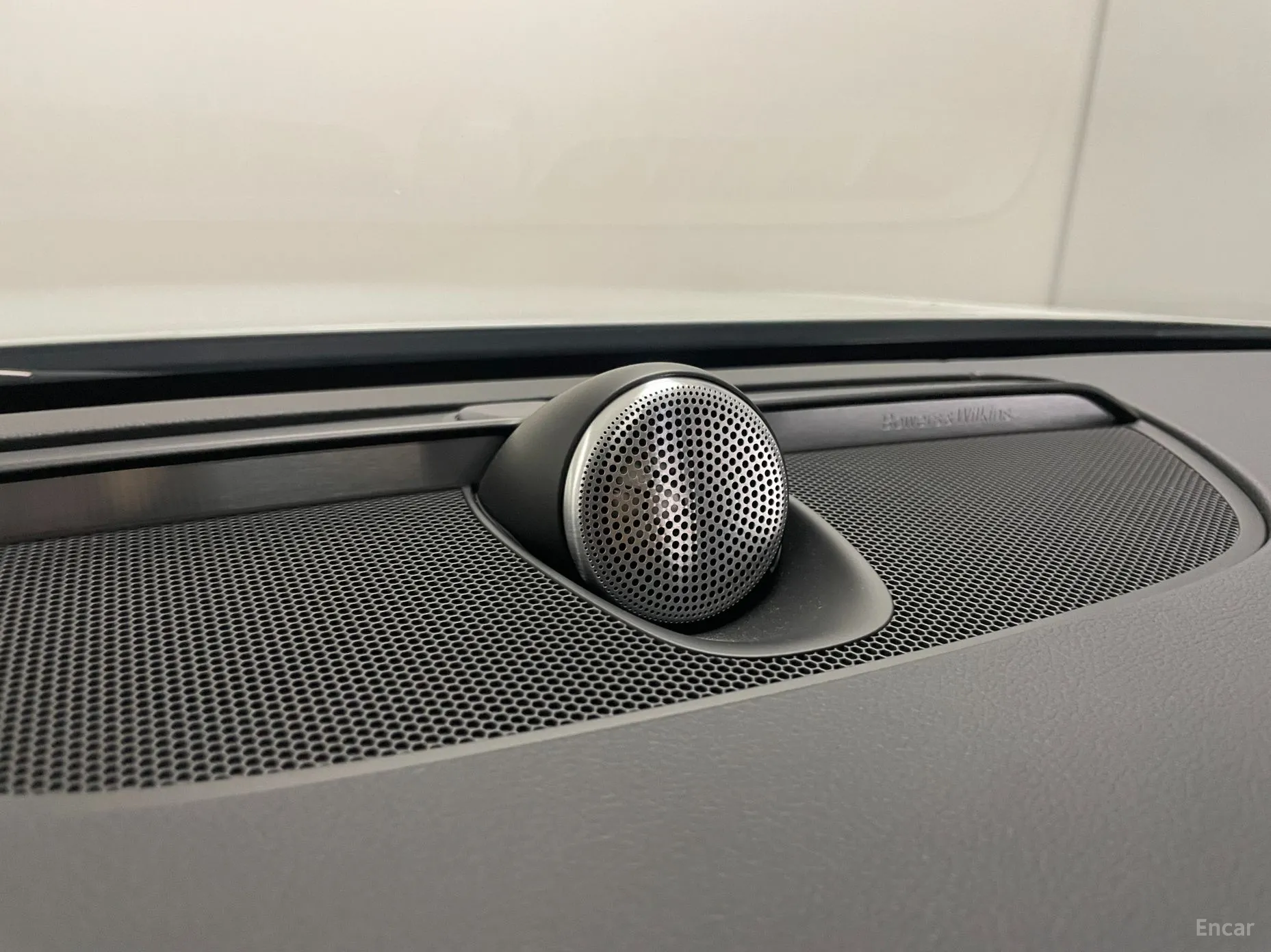 Volvo S90 превью 14