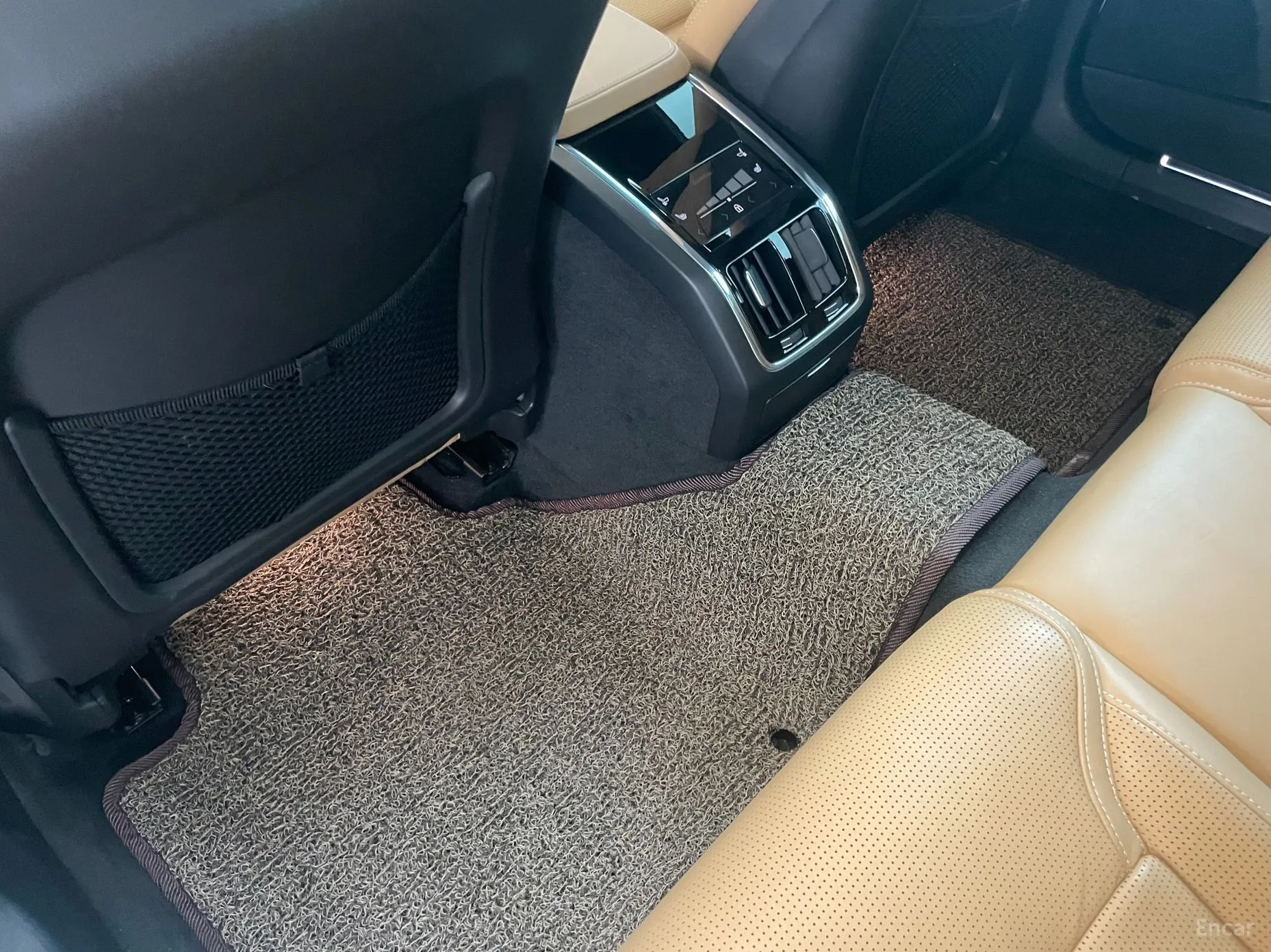 Volvo S90 превью 19