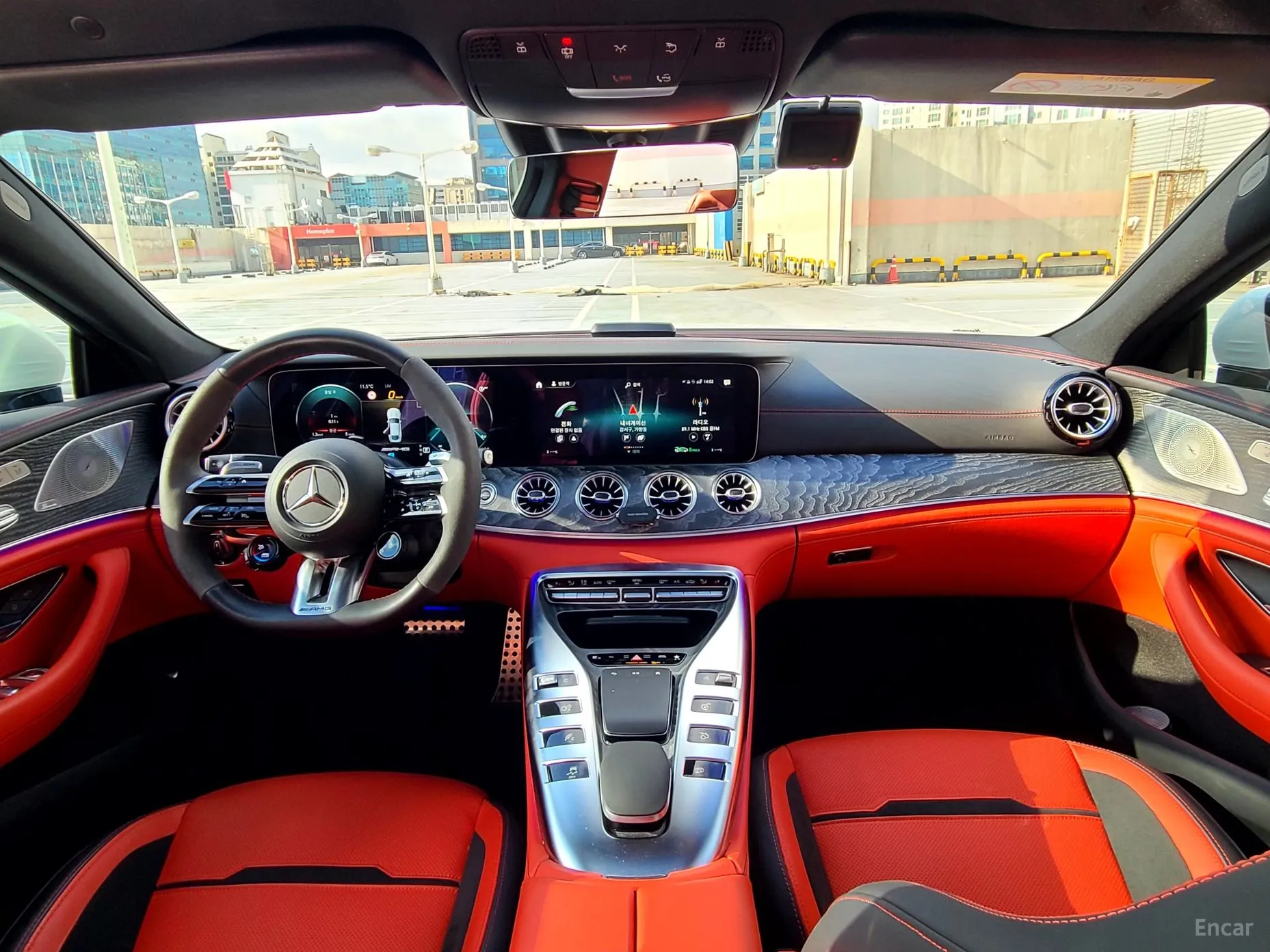 Mercedes Benz AMG GT превью 10