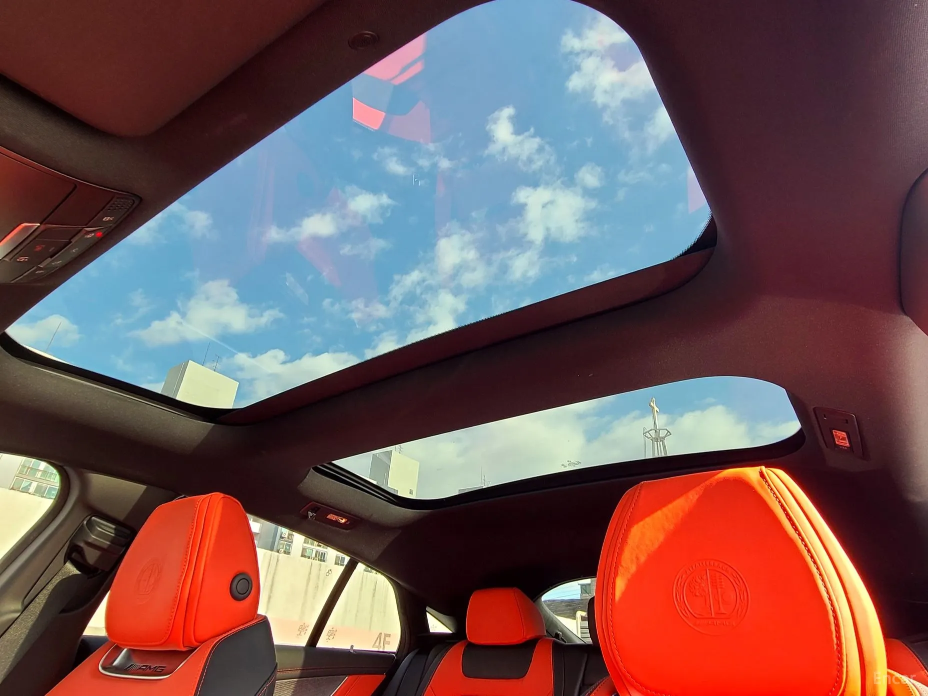 Mercedes Benz AMG GT превью 13