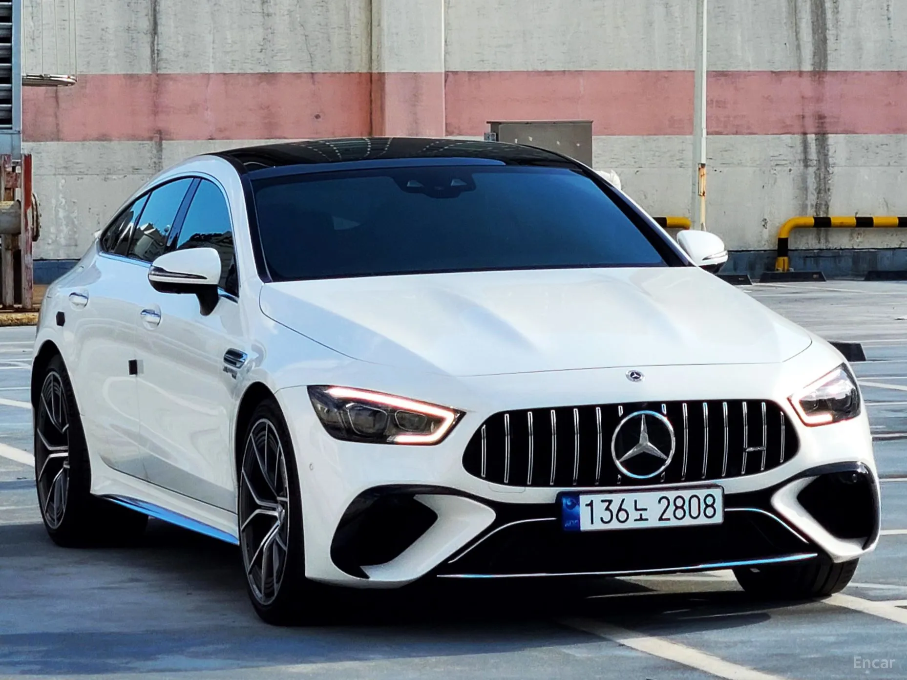 Mercedes Benz AMG GT