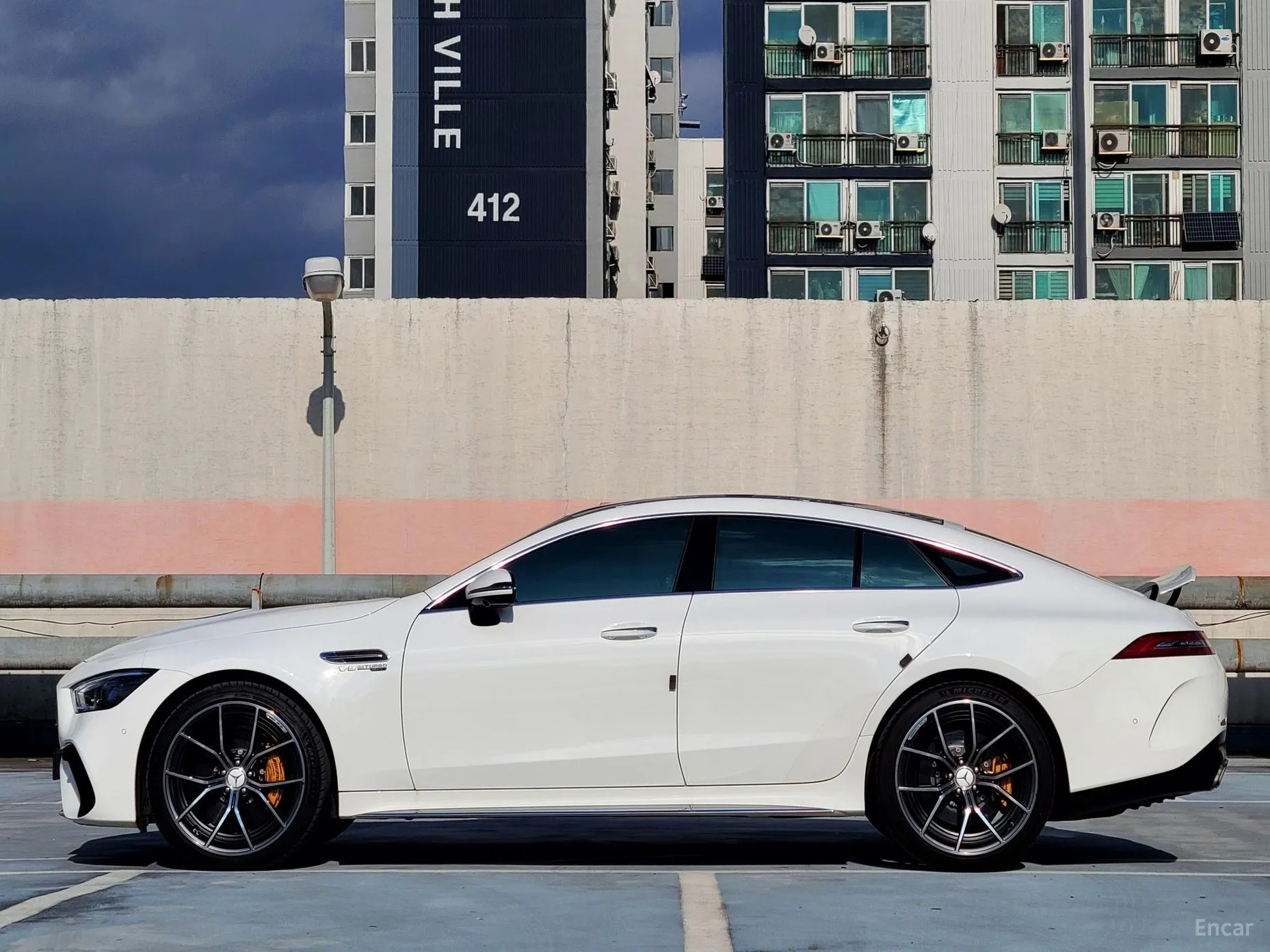 Mercedes Benz AMG GT превью 7