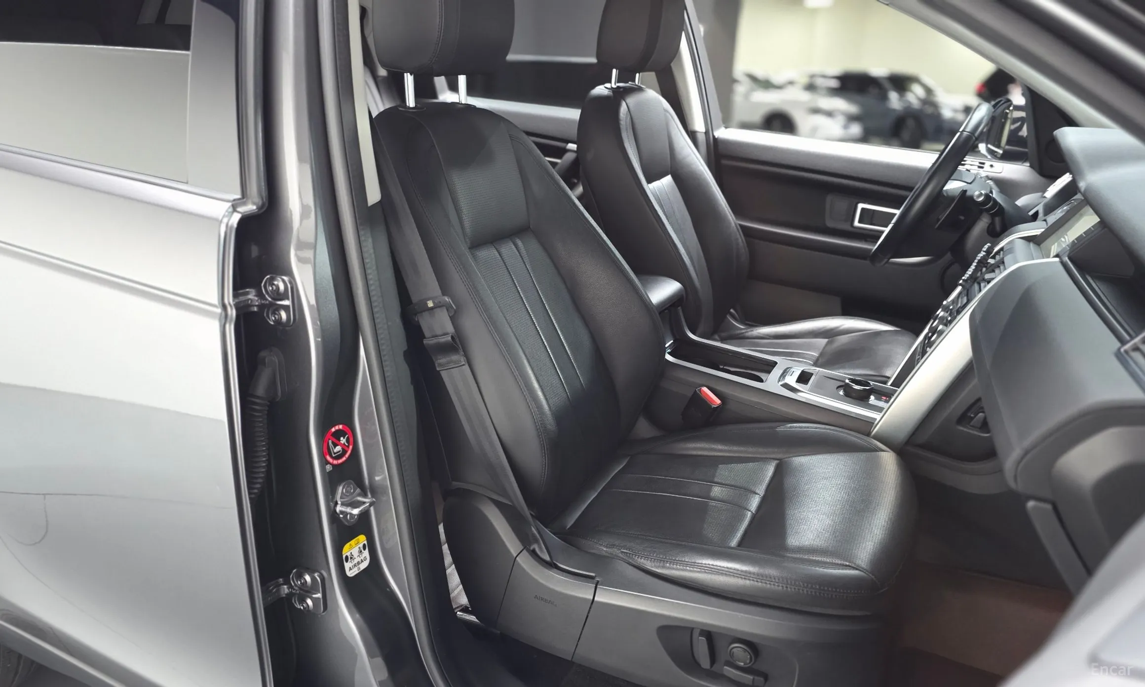 Land Rover Discovery Sports превью 10