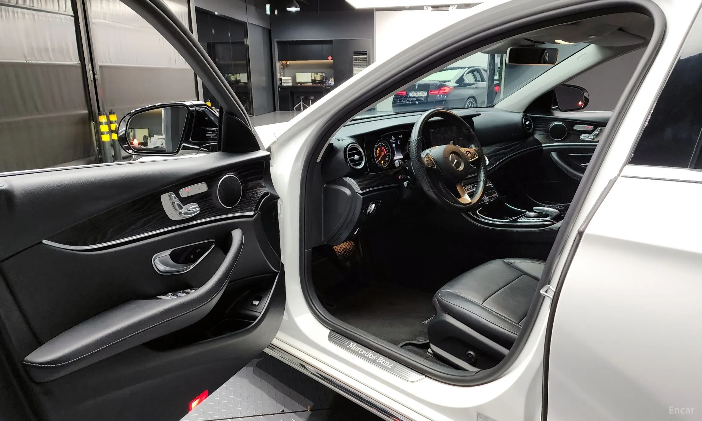 Mercedes Benz E-Class W213 превью 10
