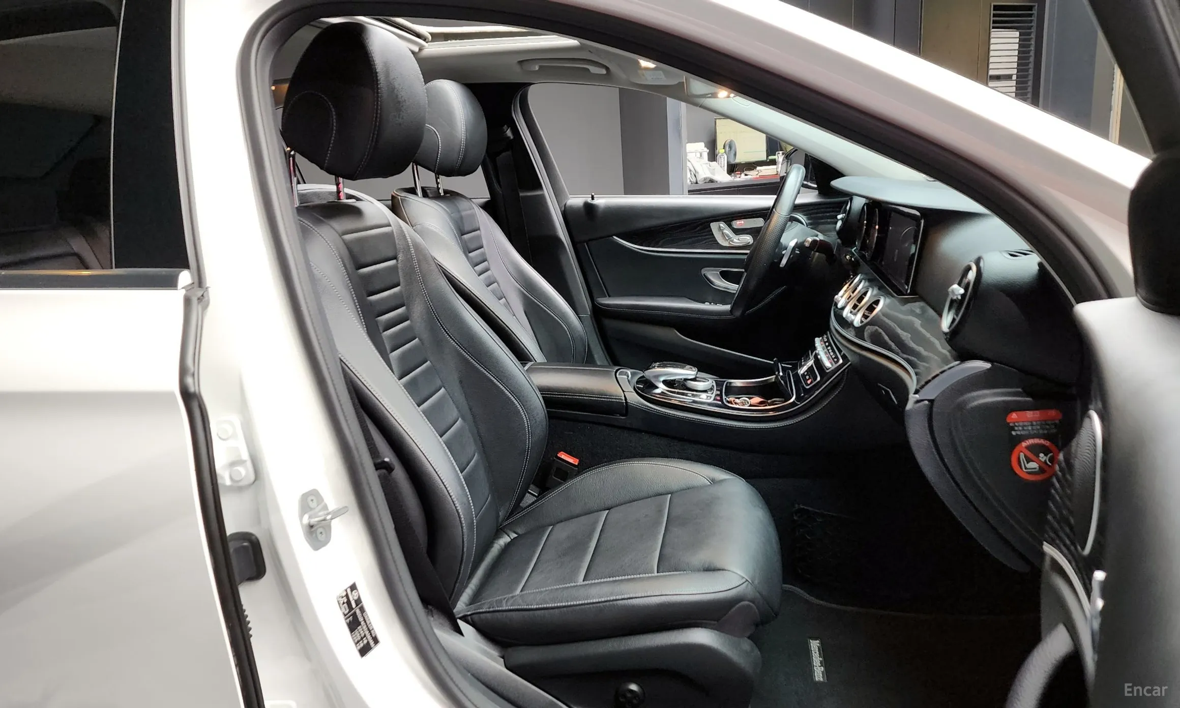 Mercedes Benz E-Class W213 превью 11