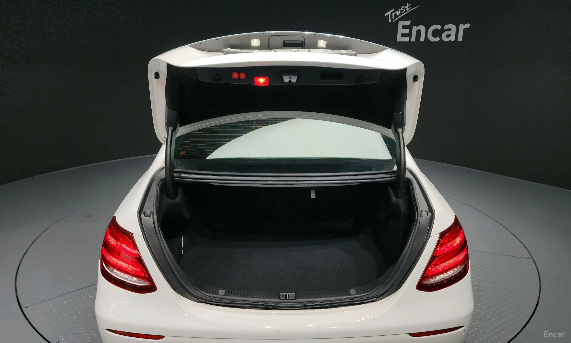 Mercedes Benz E-Class W213 превью 20