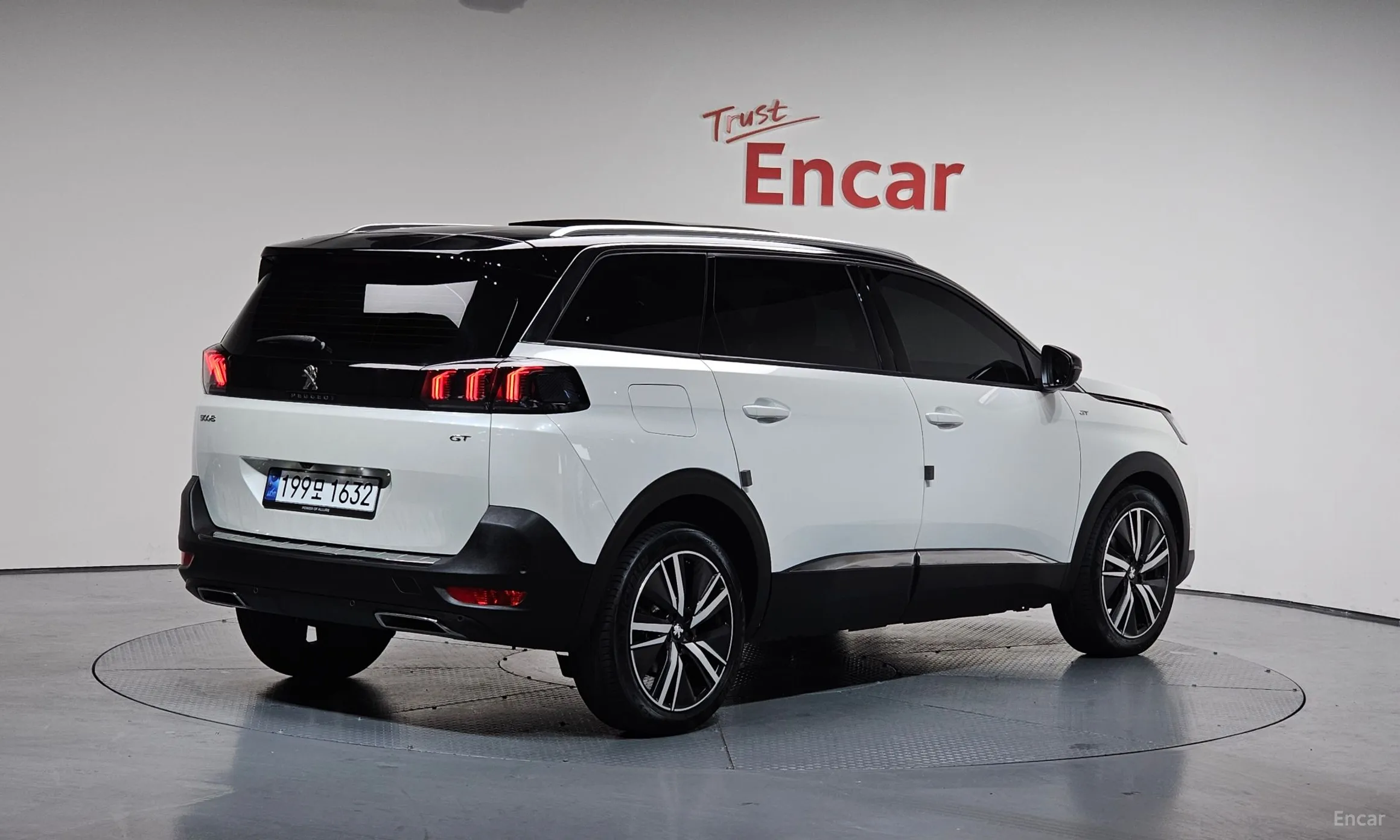Peugeot 5008 2nd generation превью 2