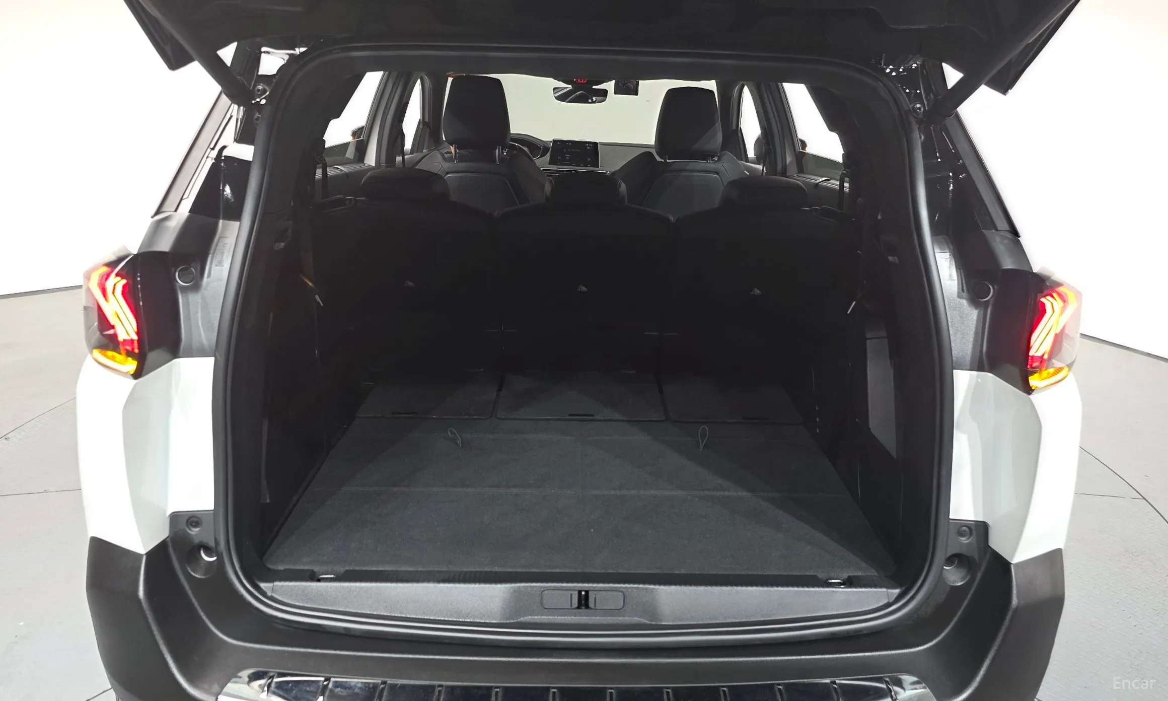 Peugeot 5008 2nd generation превью 20