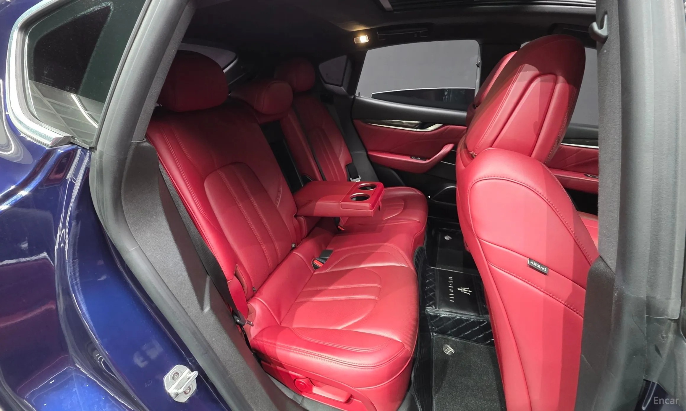 Maserati Levante превью 19