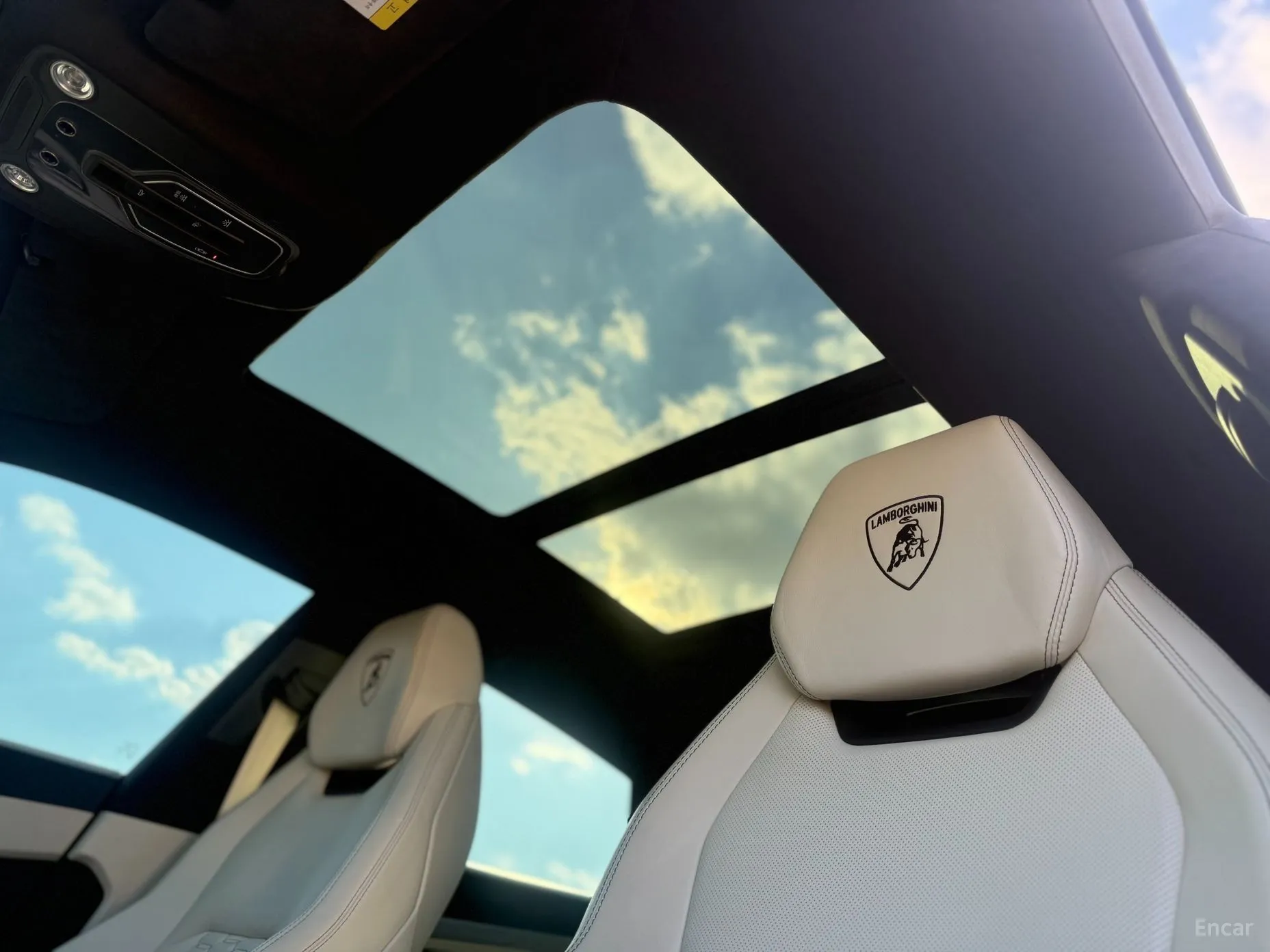 Lamborghini Urus превью 17