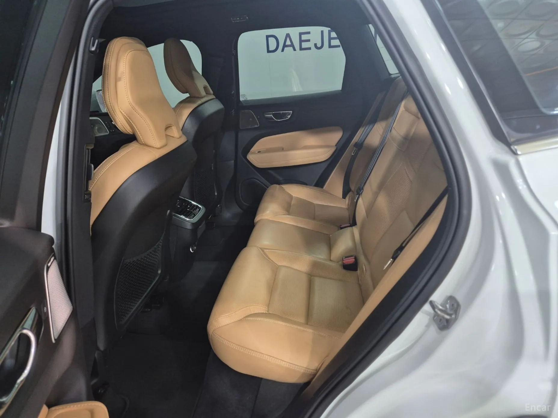 Volvo XC60 Gen 2 превью 12