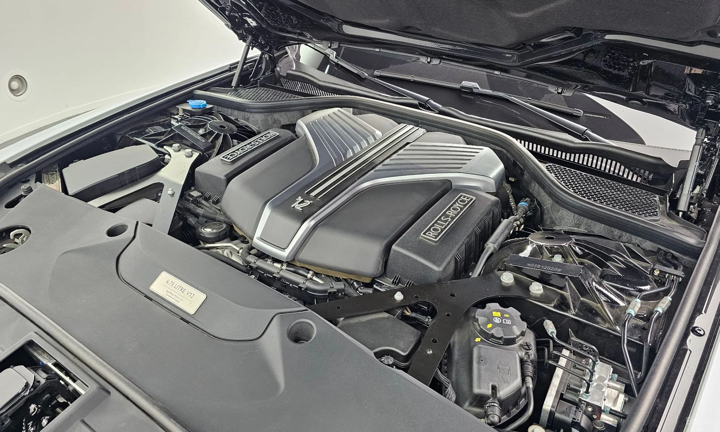 Rolls-Royce Ghost 2nd Generation превью 6