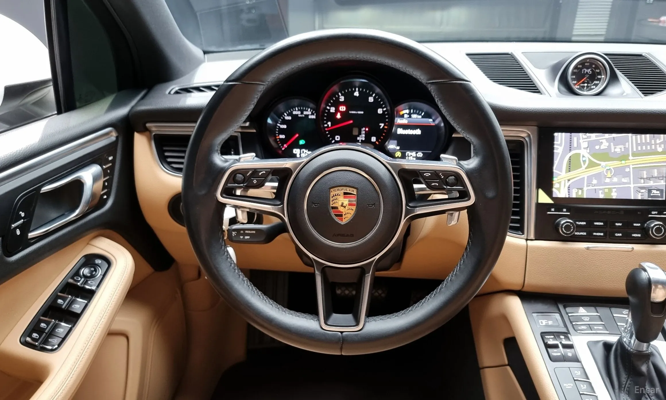 Porsche Macan превью 13