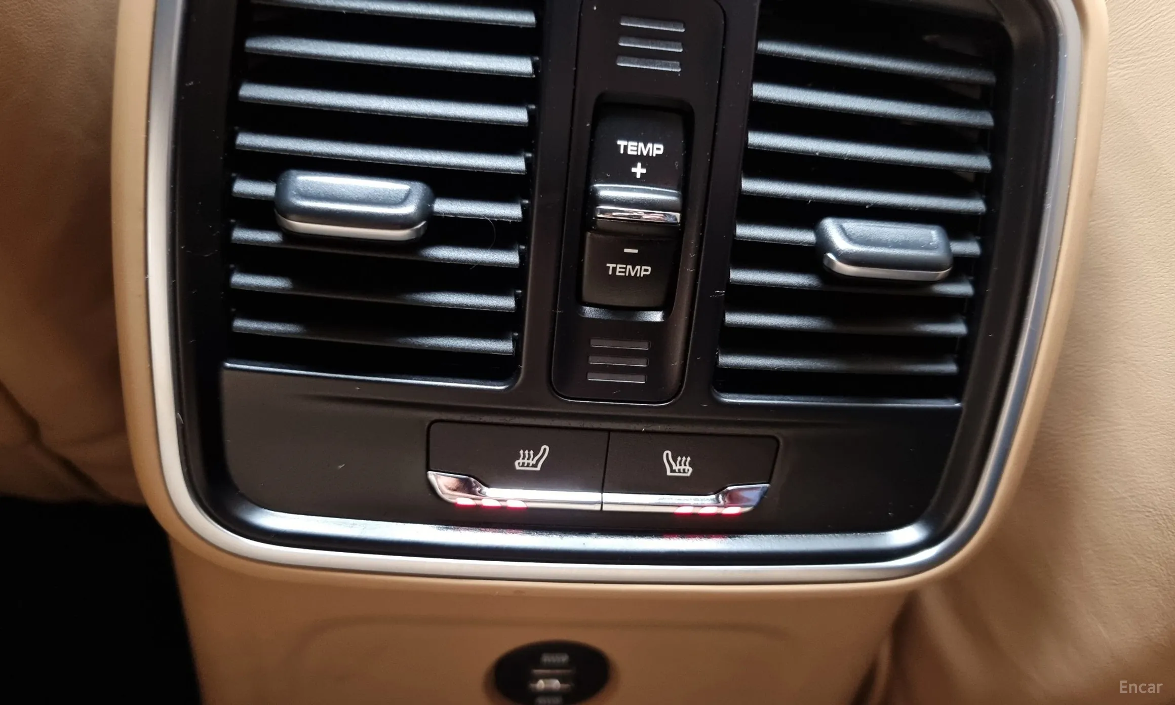Porsche Macan превью 16