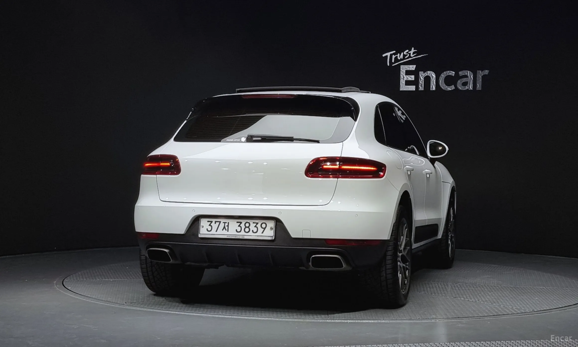 Porsche Macan превью 4