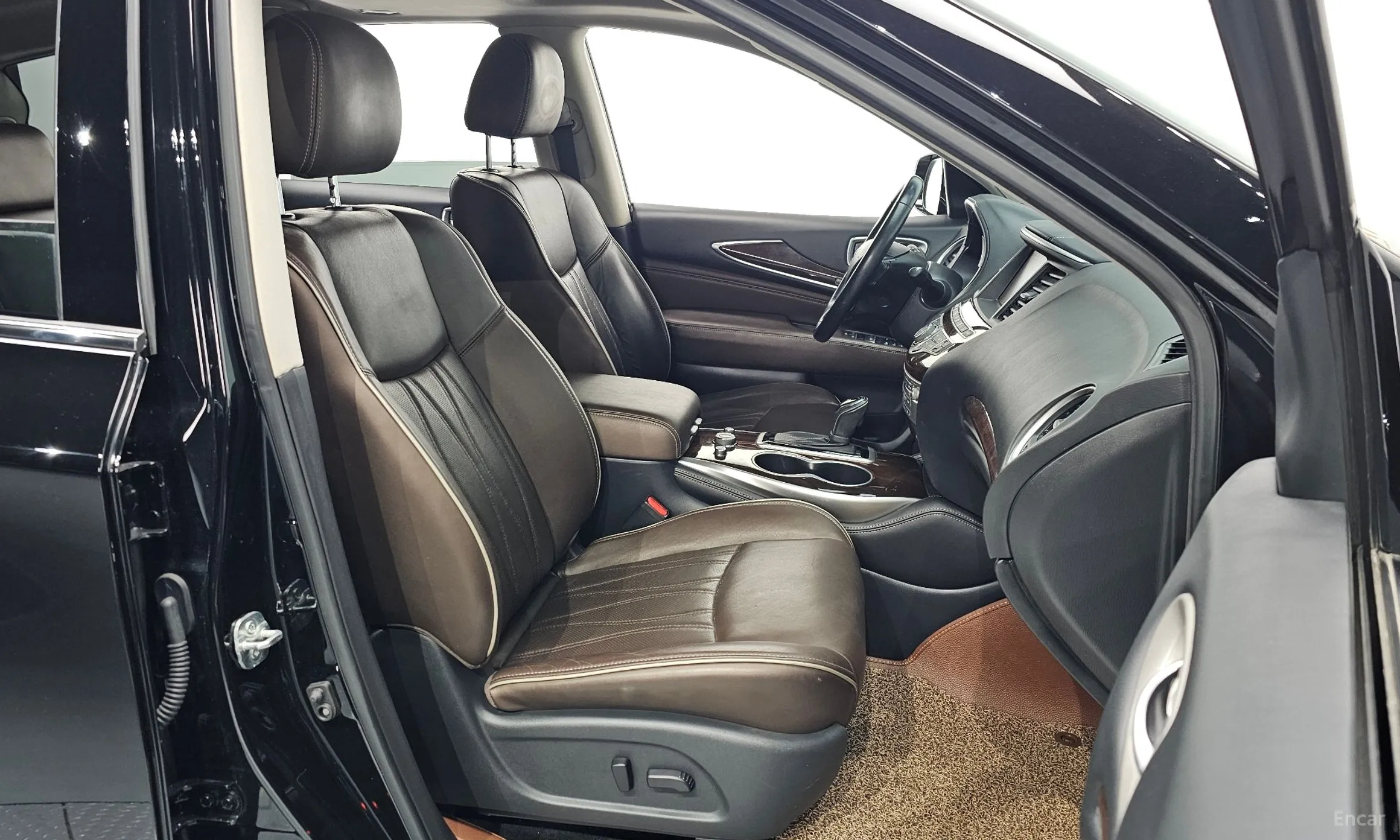 Infiniti QX60 превью 12
