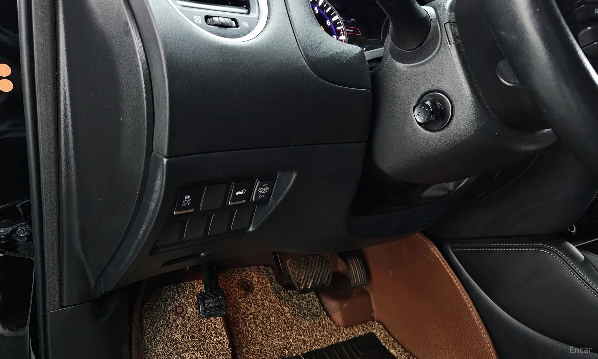 Infiniti QX60 превью 16