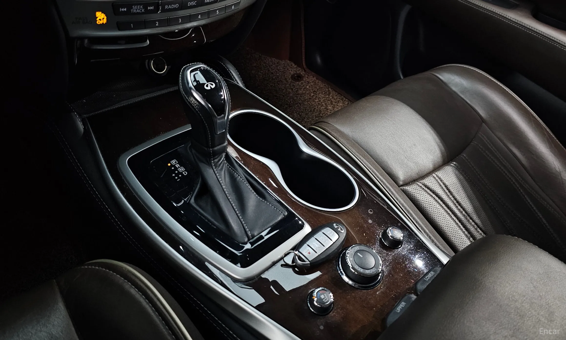 Infiniti QX60 превью 9