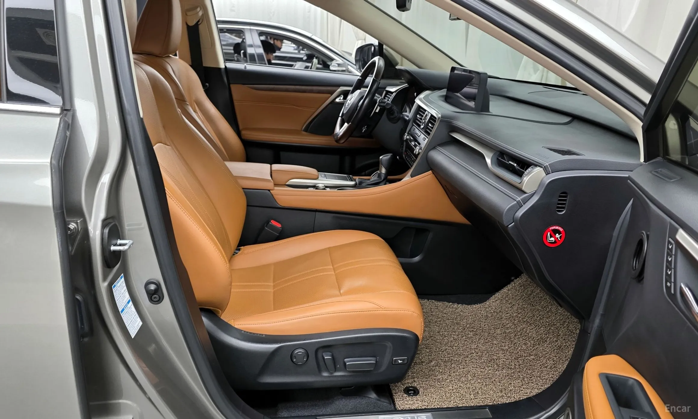 Lexus RX450h Gen 4 превью 11