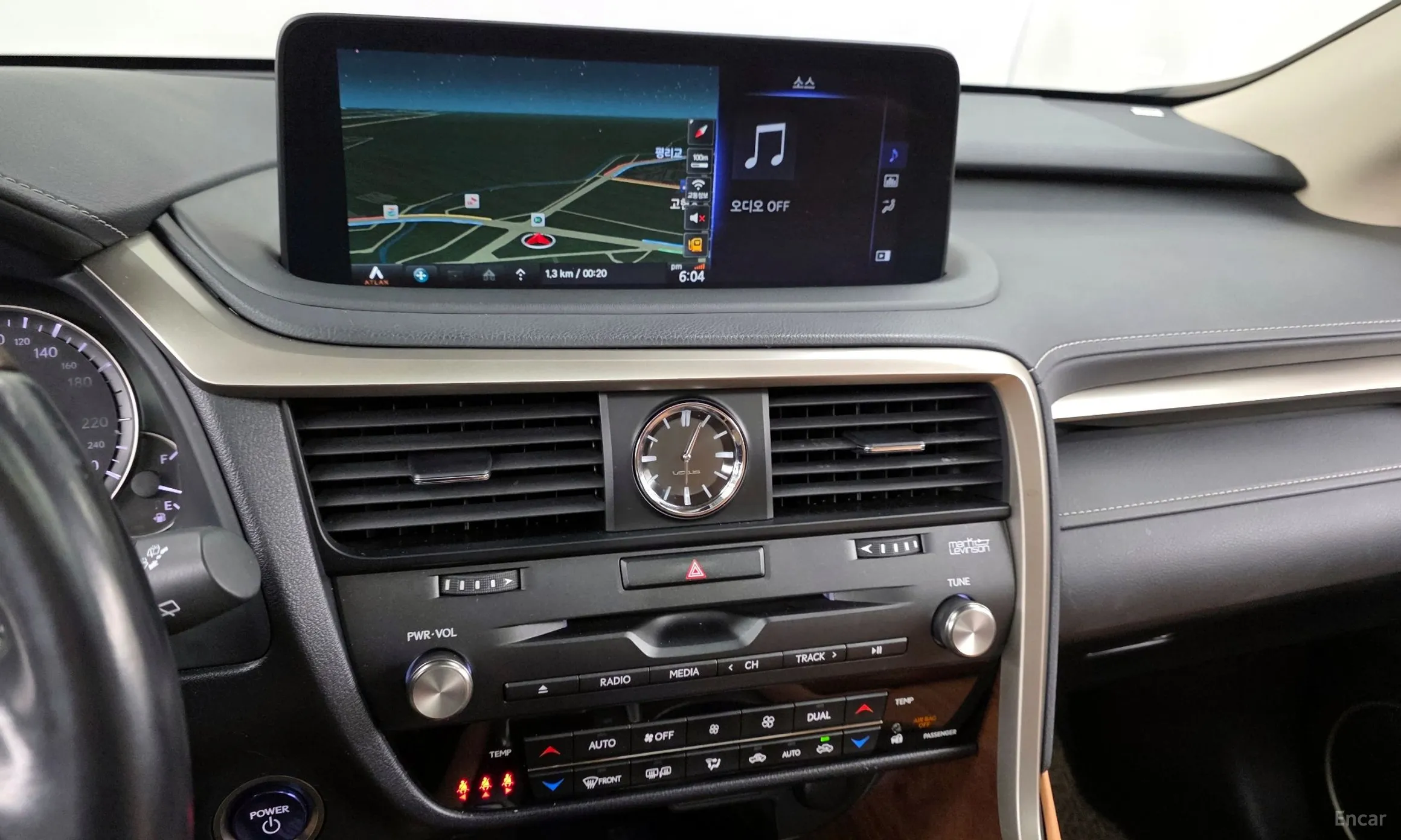 Lexus RX450h Gen 4 превью 14