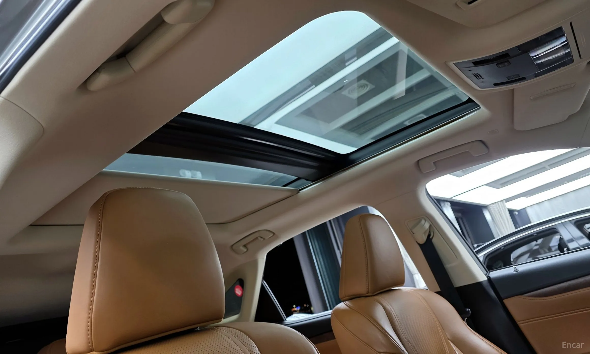 Lexus RX450h Gen 4 превью 17