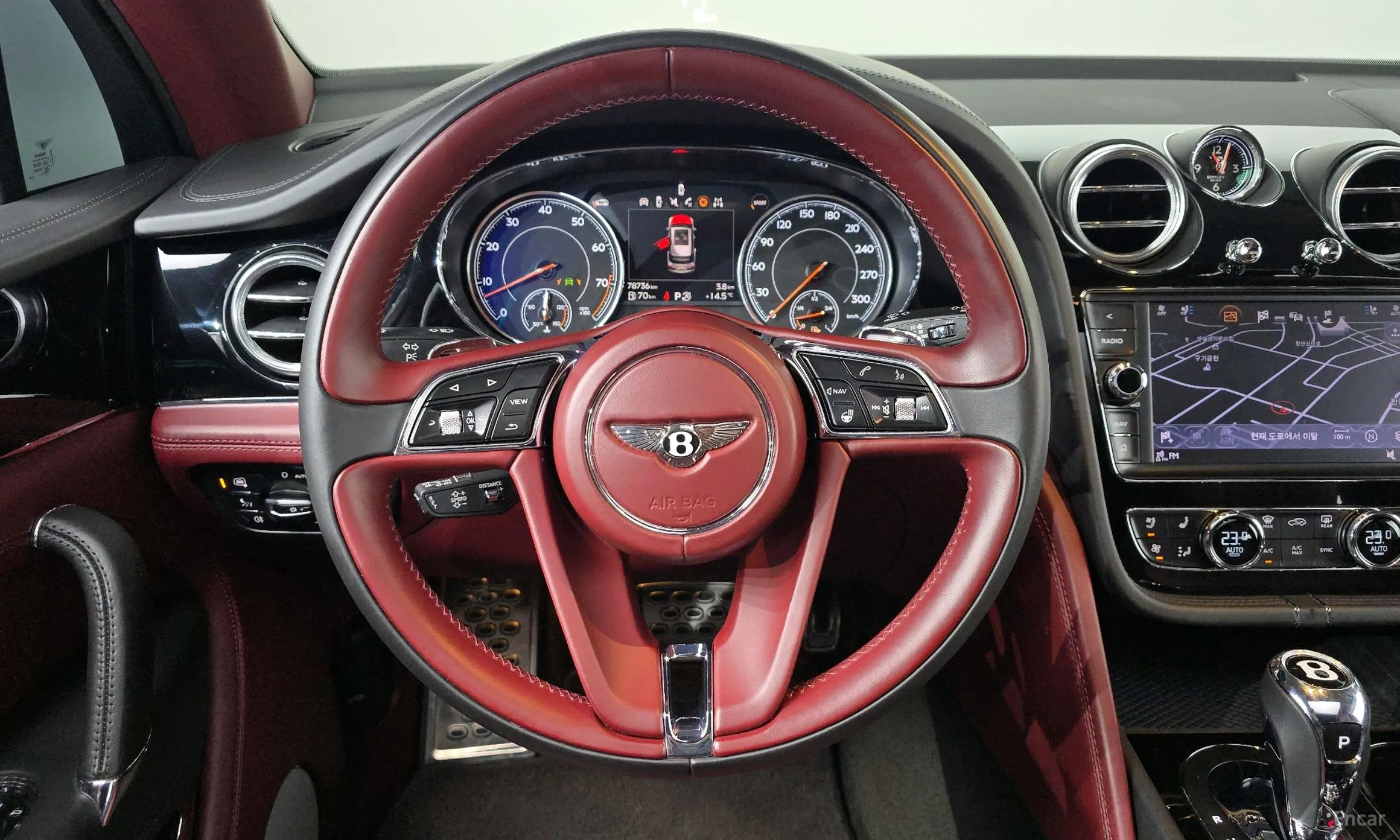 Bentley Bentayga превью 13