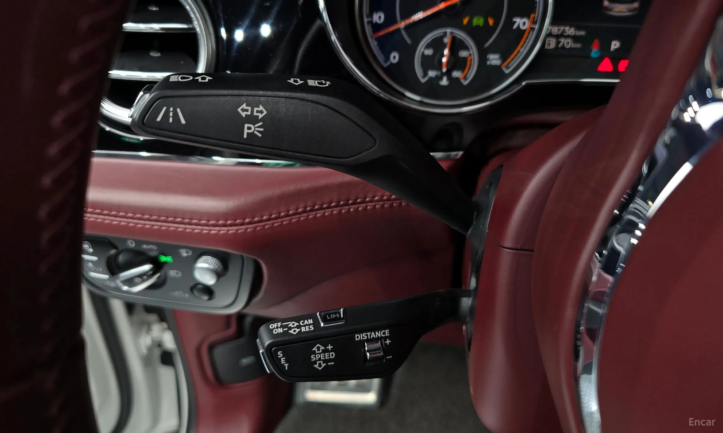 Bentley Bentayga превью 17