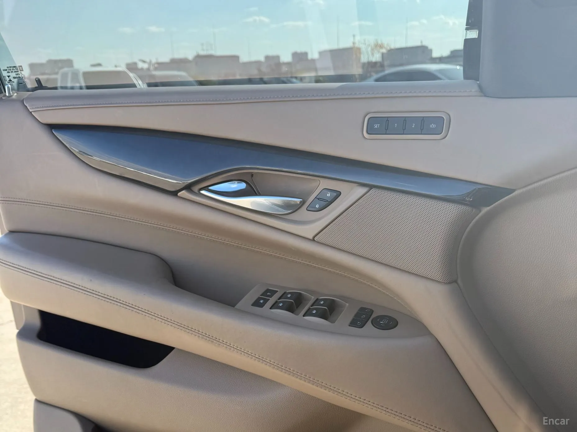 Cadillac Escalade превью 15