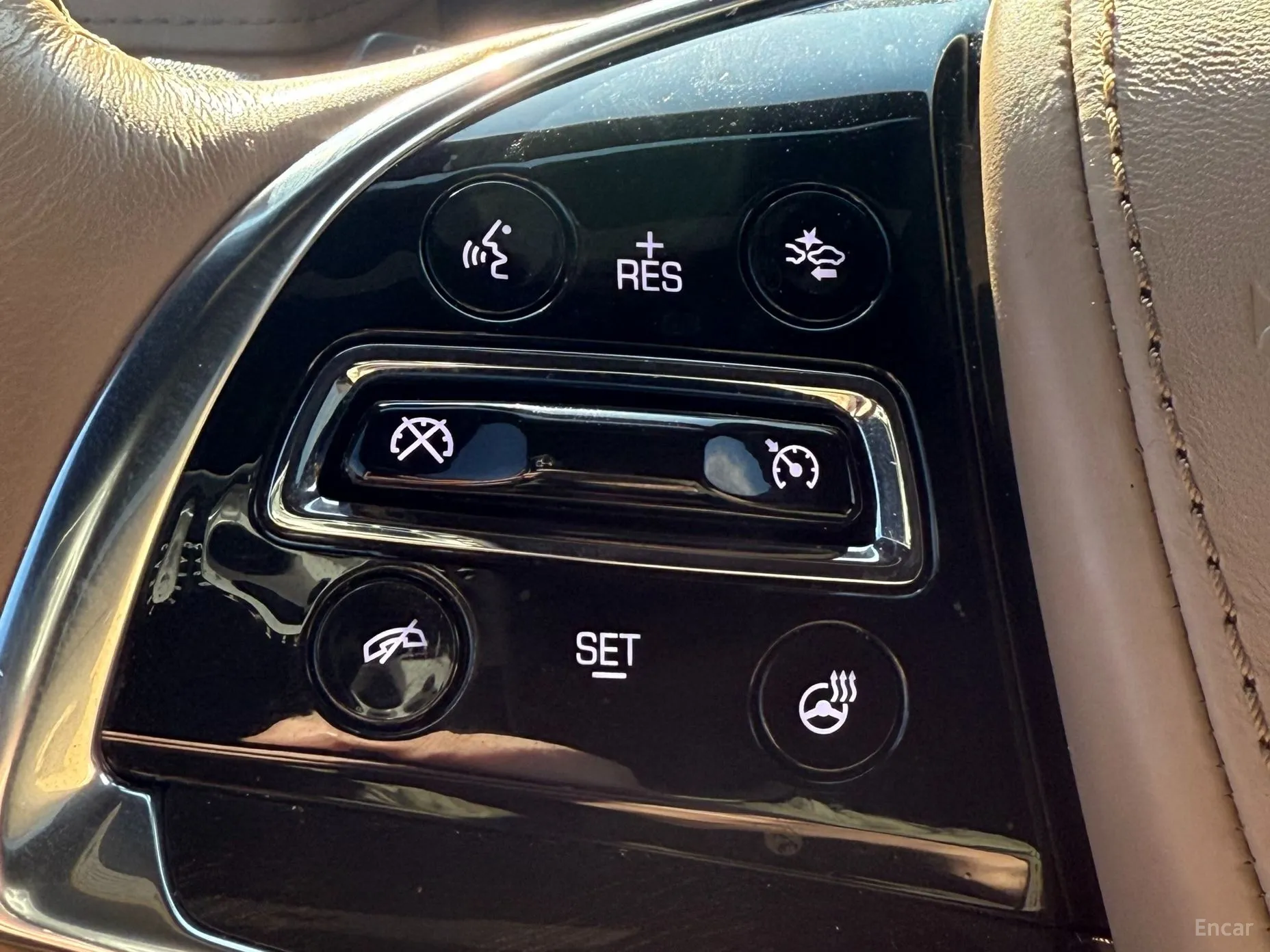 Cadillac Escalade превью 16