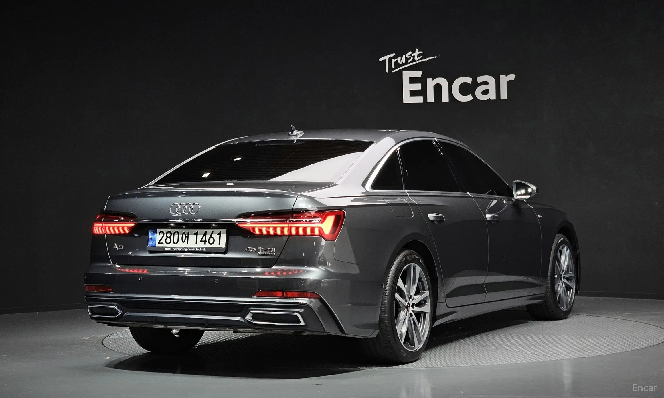 Audi A6 (C8)