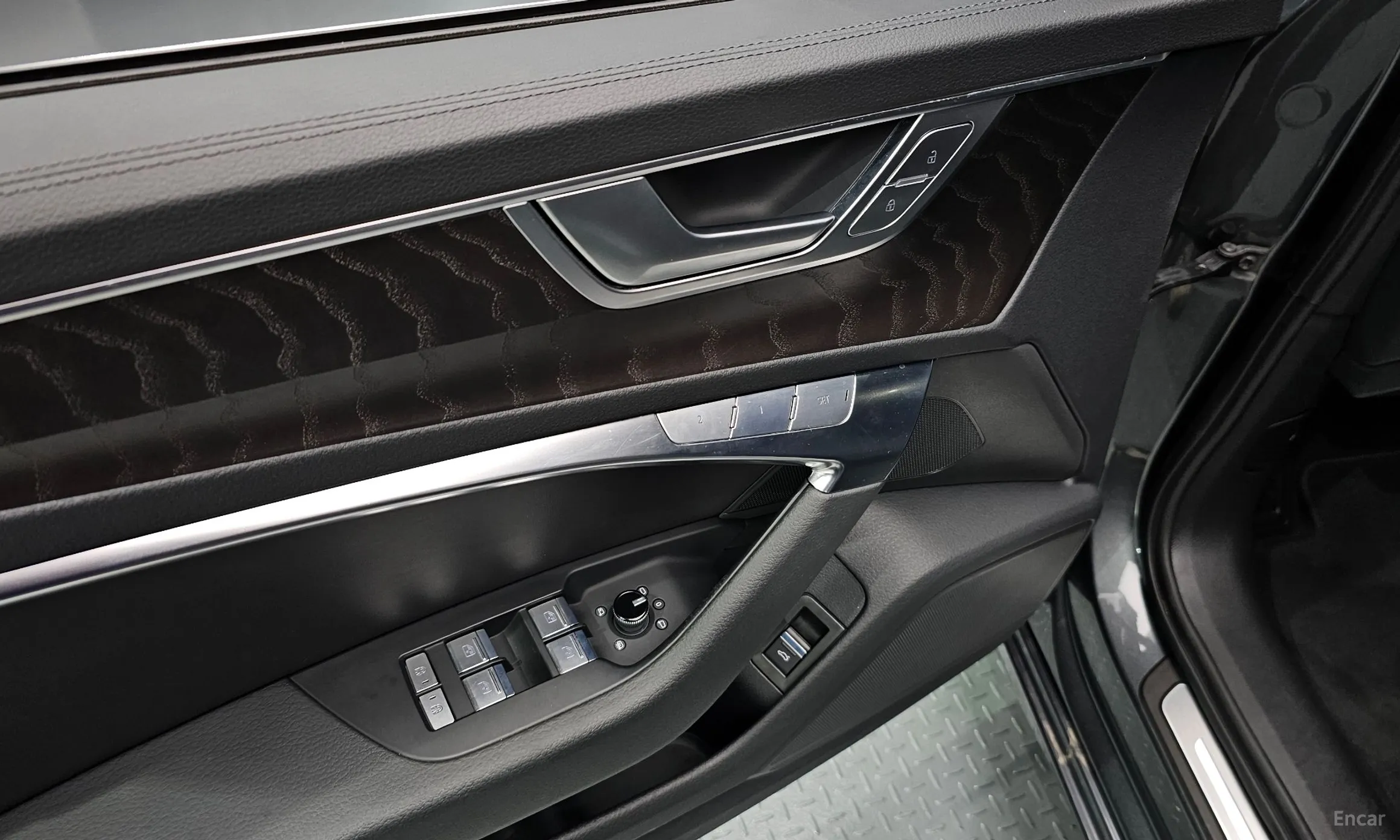 Audi A6 (C8) превью 19