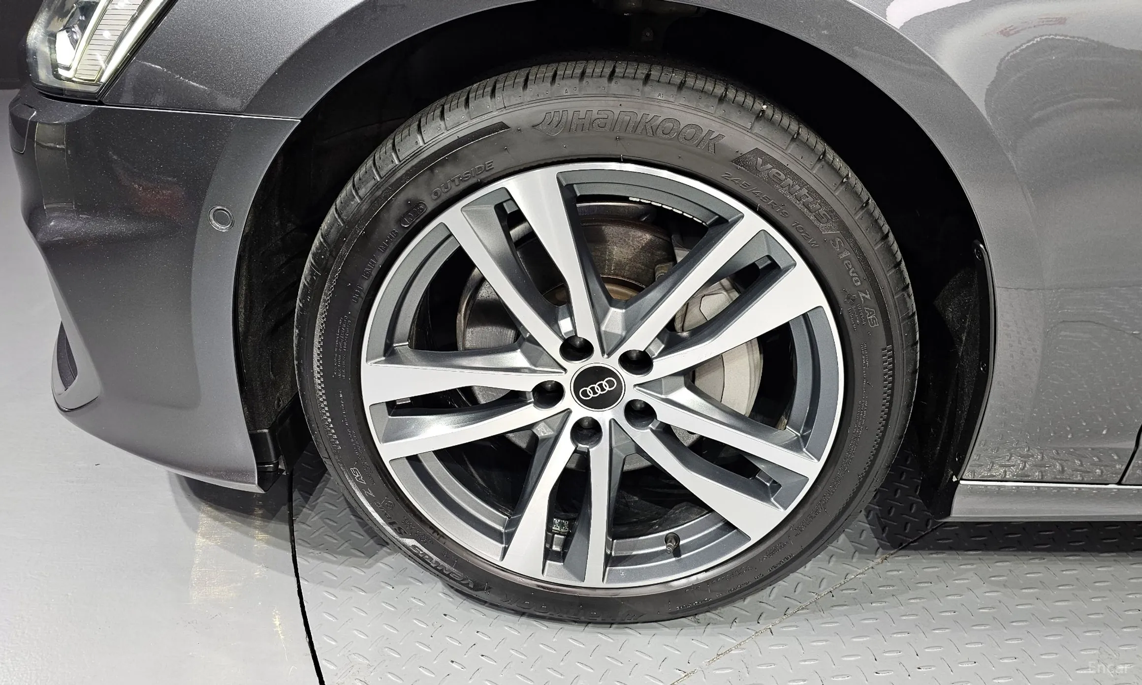 Audi A6 (C8) превью 5