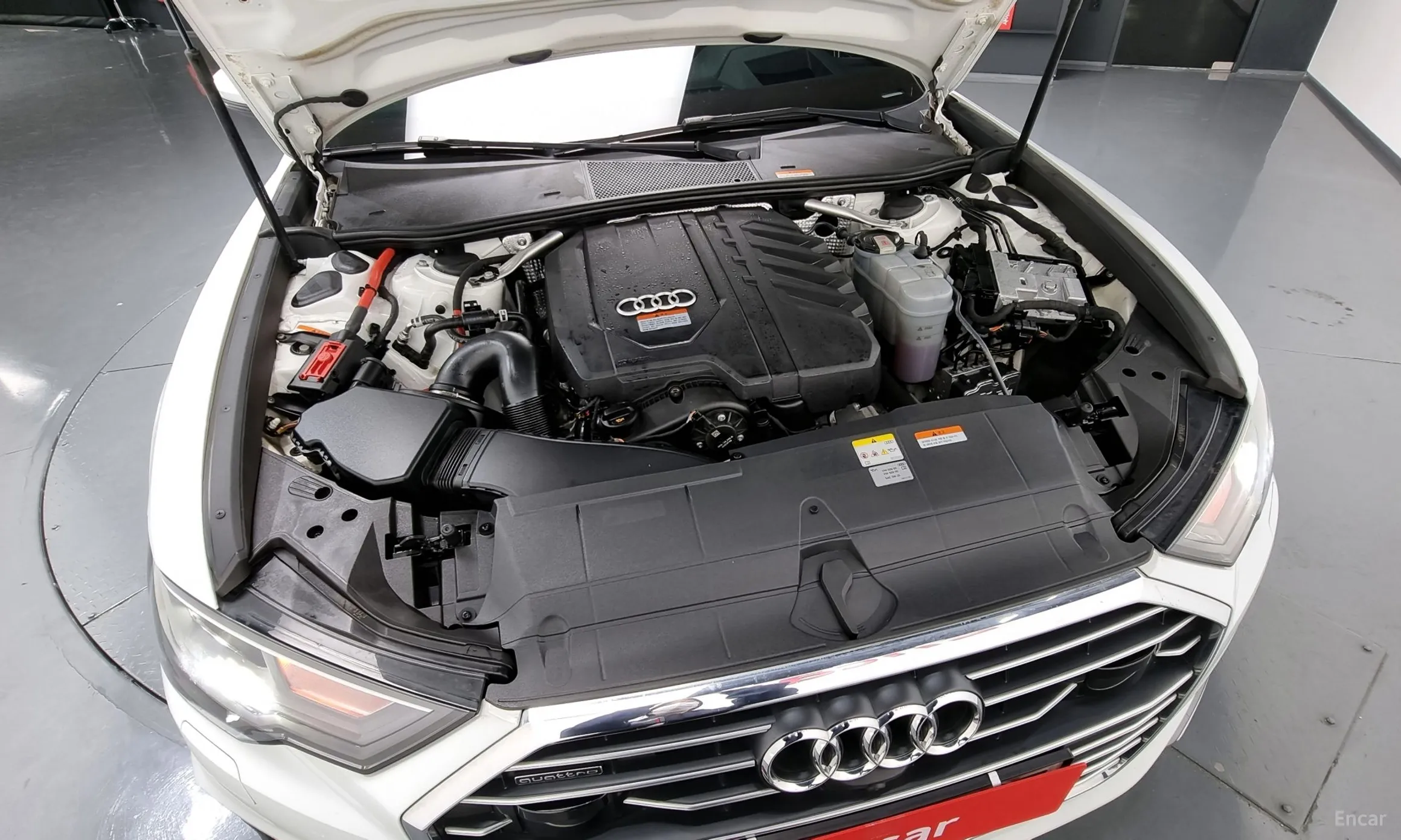 Audi A6 (C8) превью 6