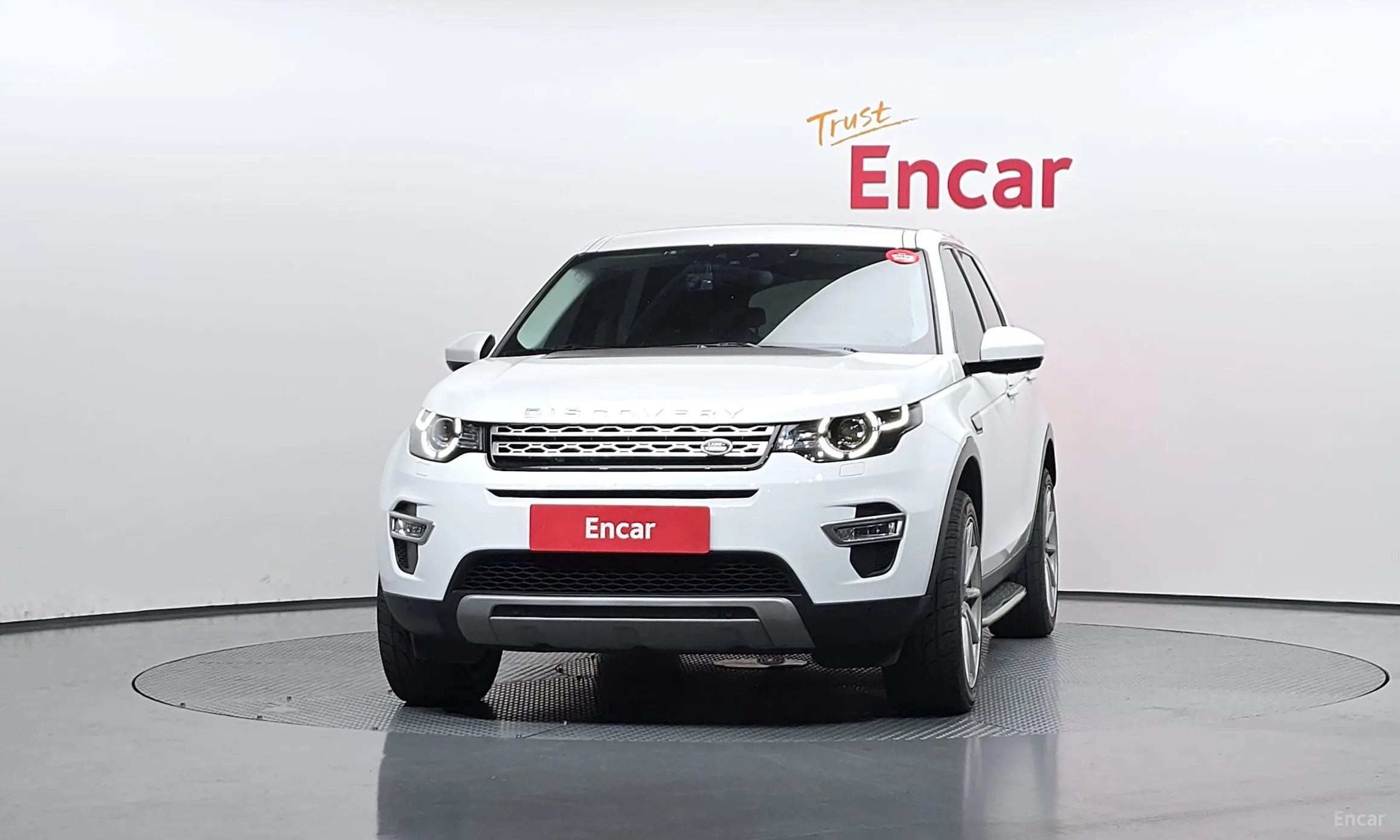 Land Rover Discovery Sports превью 3