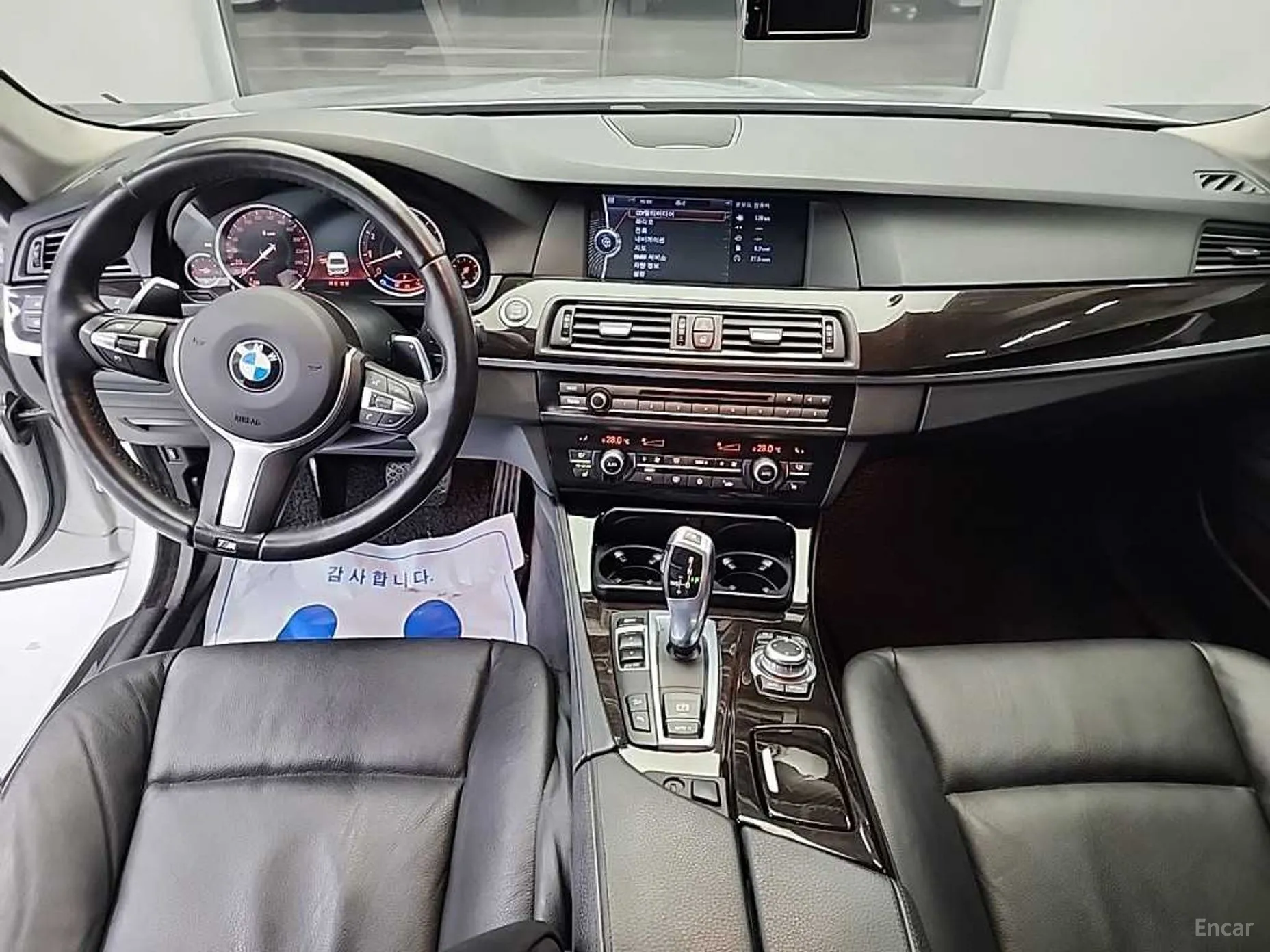 BMW 5 Series (F10) превью 7