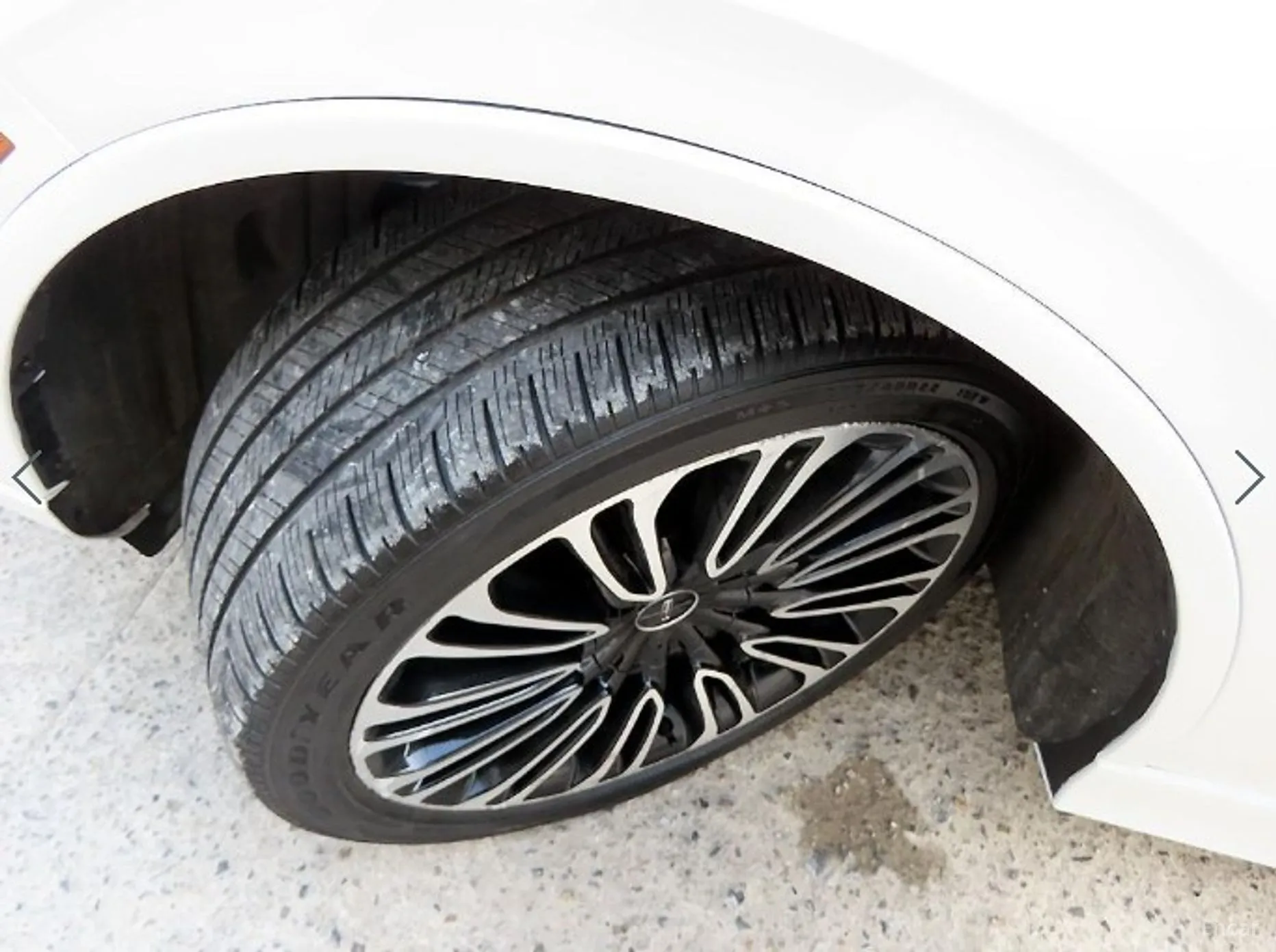 Lincoln Aviator 2nd Generation превью 20