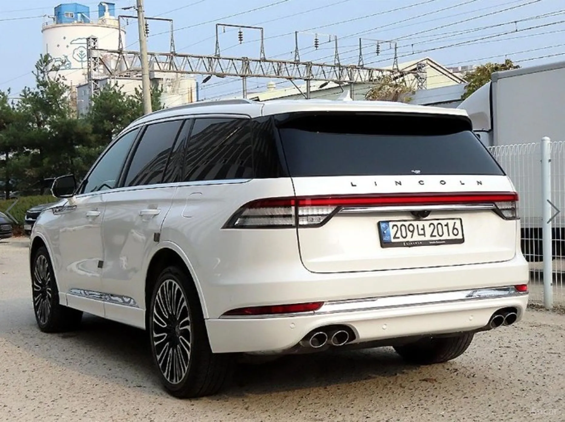 Lincoln Aviator 2nd Generation превью 3