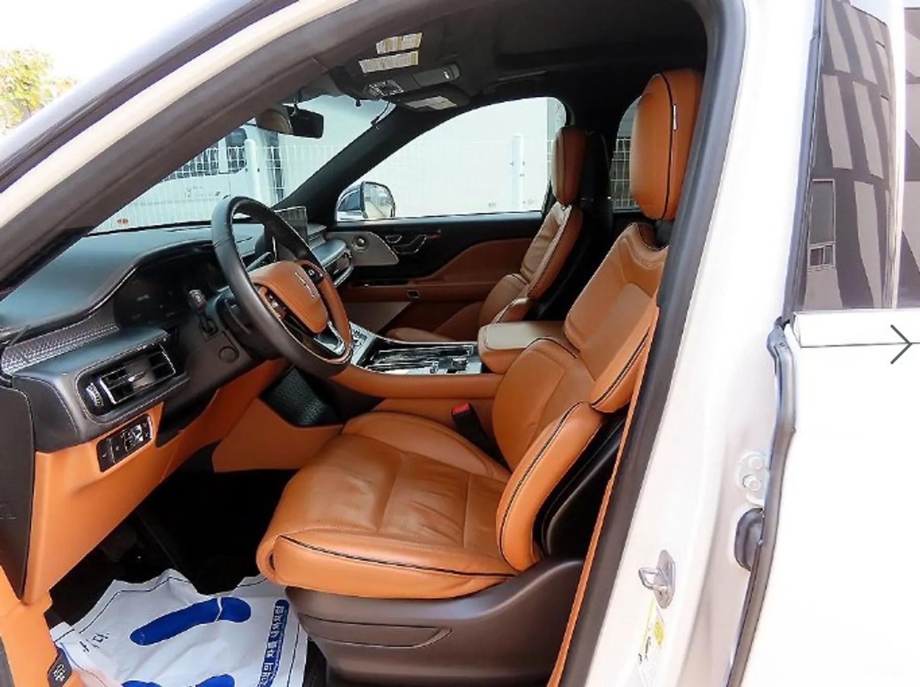 Lincoln Aviator 2nd Generation превью 5