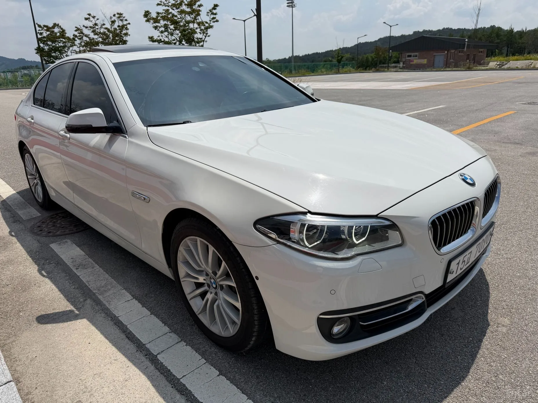 BMW 5 Series (F10) превью 3