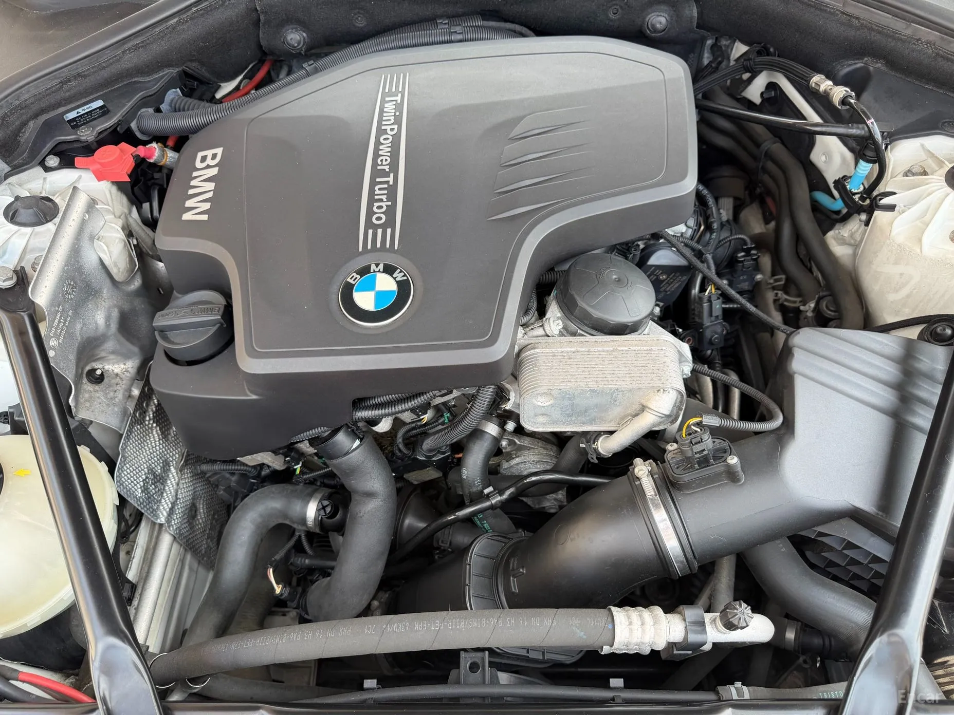 BMW 5 Series (F10) превью 6