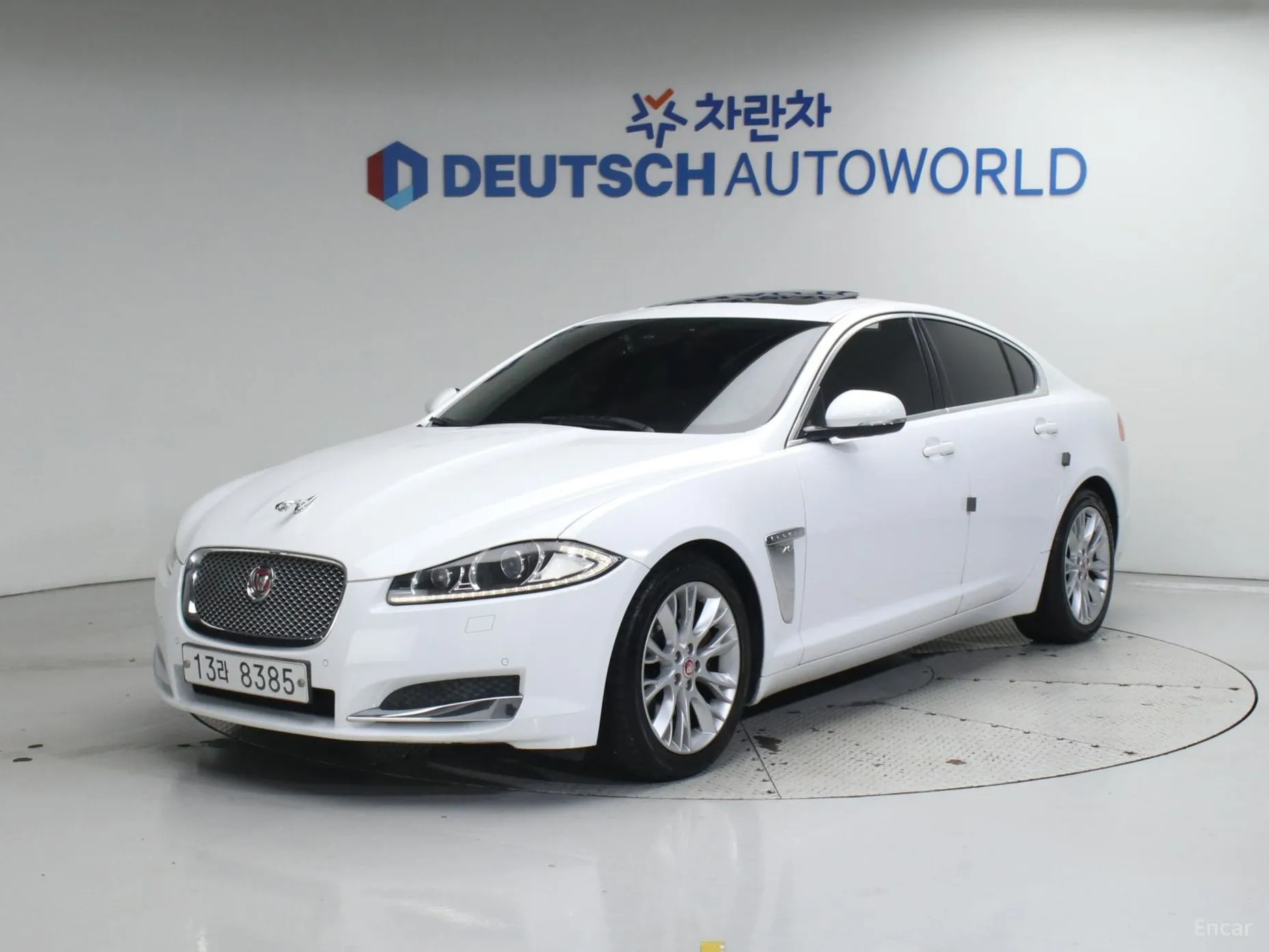 Jaguar New XF