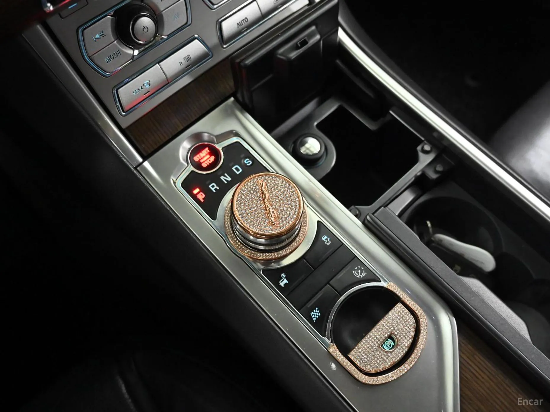 Jaguar New XF превью 9