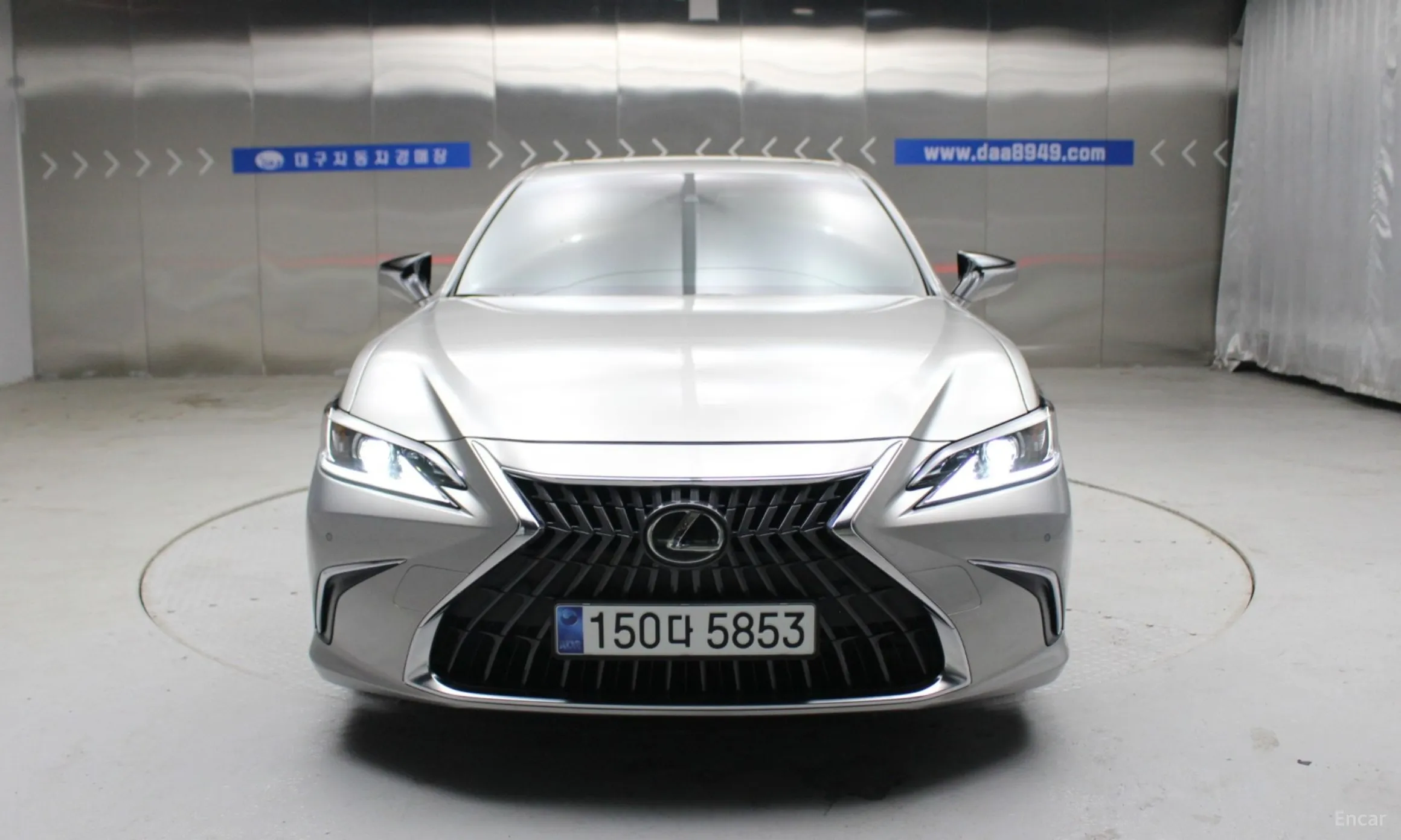Lexus ES300h 7th Generation превью 3